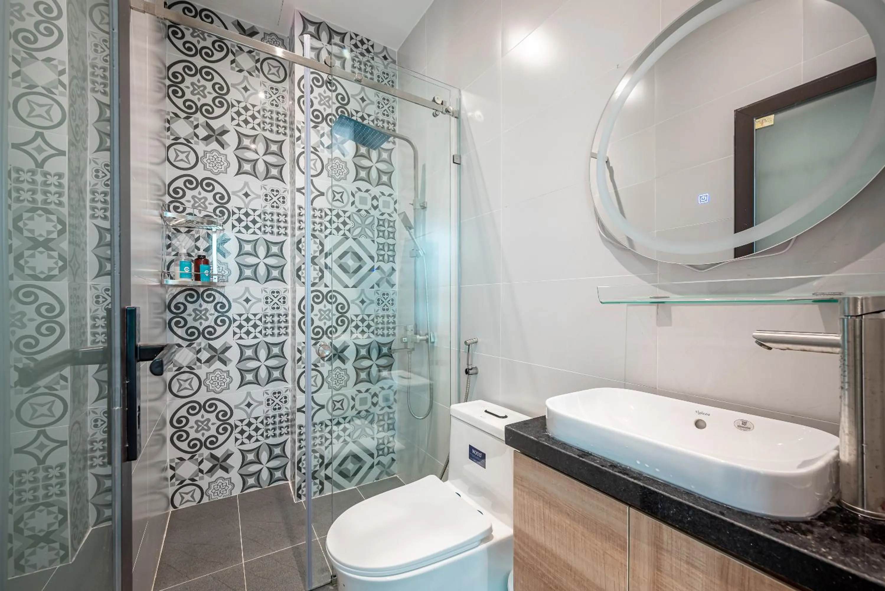 Shower in Cozrum Homes - Autumn House