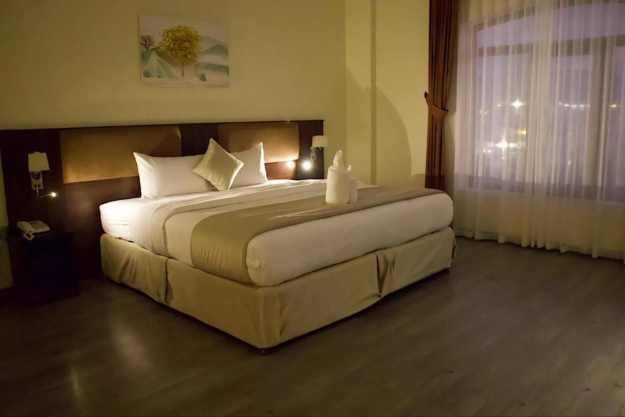 Bed in Weekdays Hotel