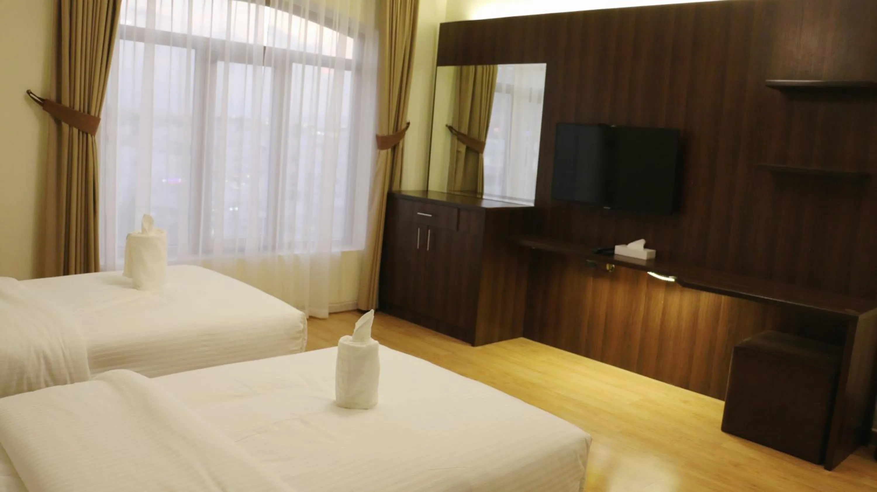 Bed in Weekdays Hotel