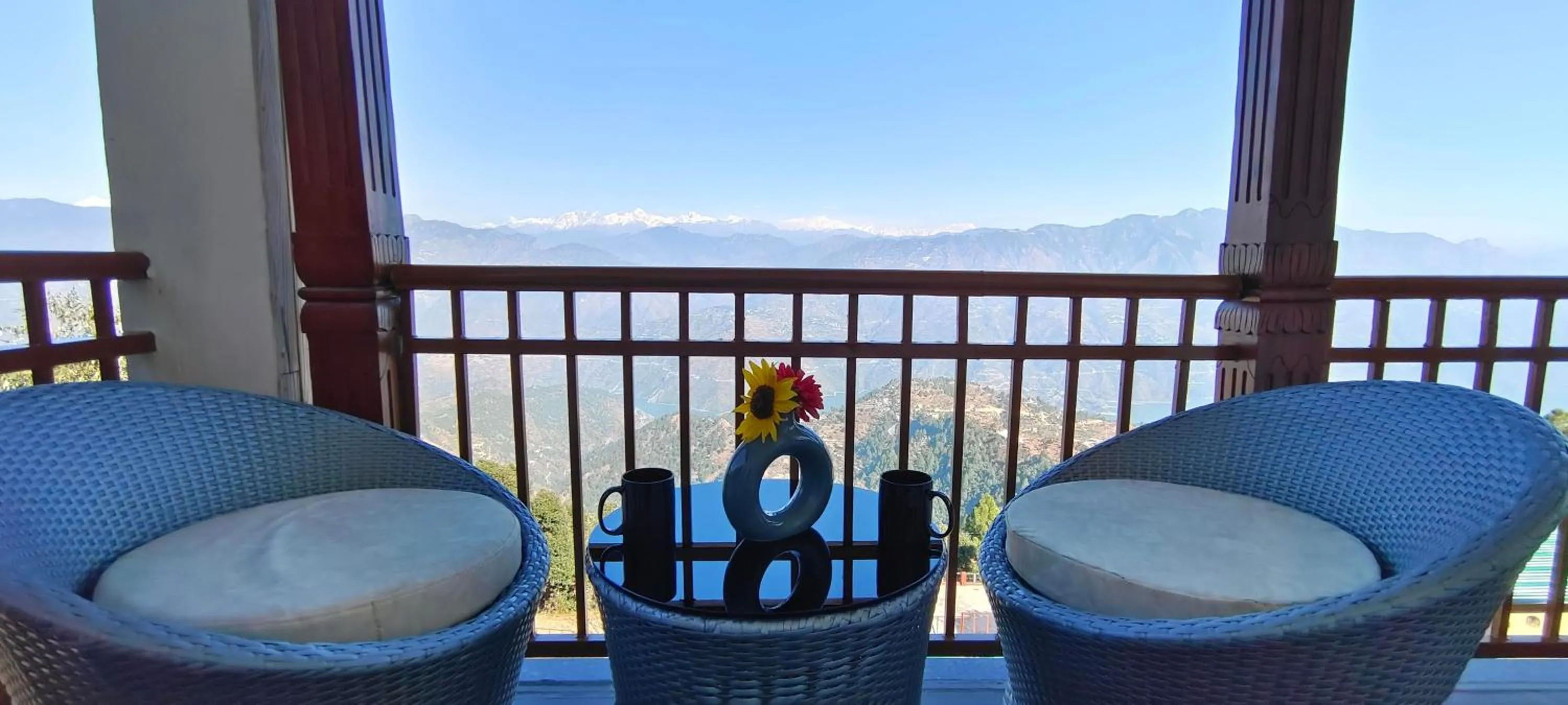 Seating area in The Rudraksh, A Himalayan Retreat