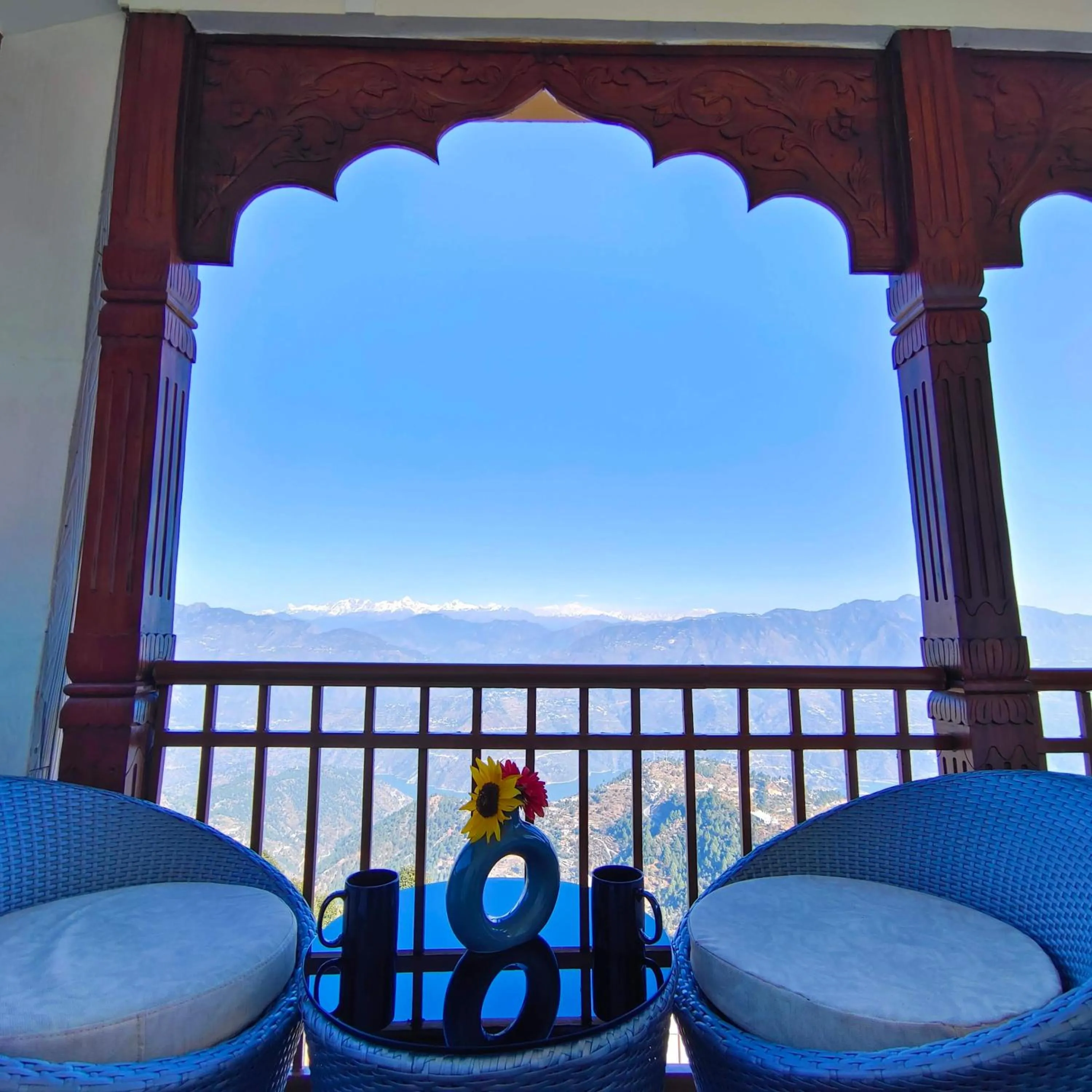 Seating area in The Rudraksh, A Himalayan Retreat