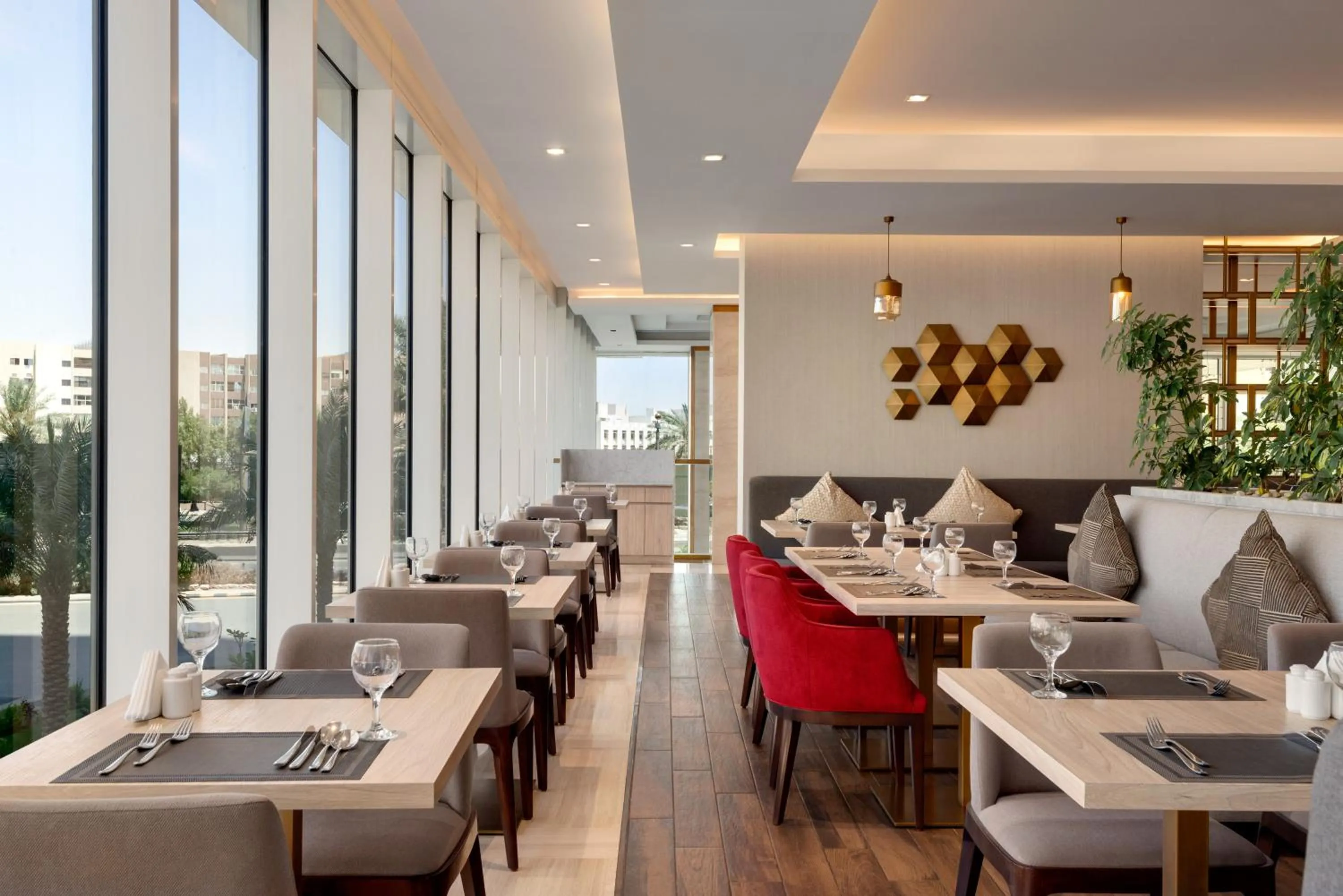 Restaurant/places to eat in Ramada by Wyndham Riyadh King Fahd Road