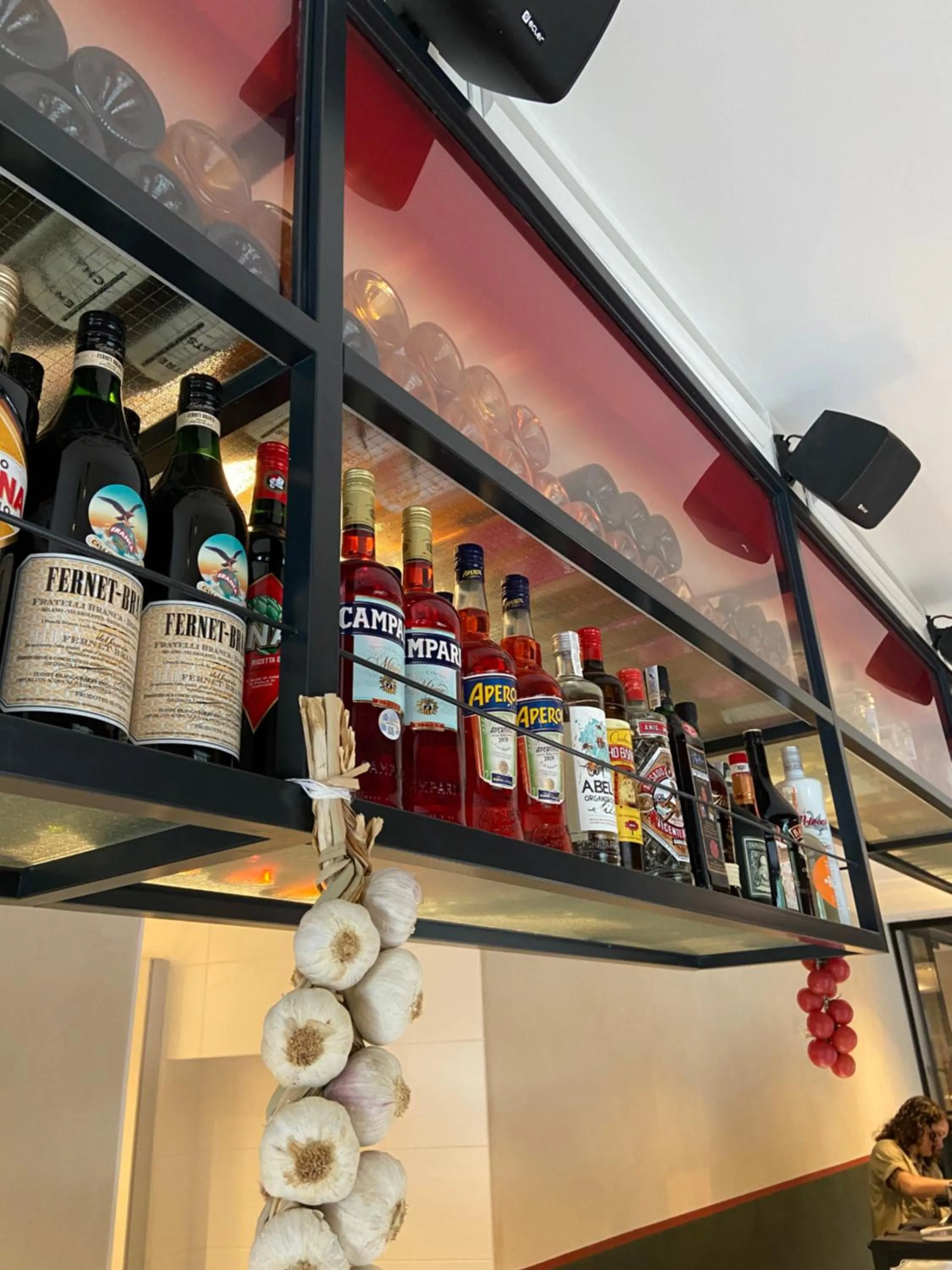 Restaurant/places to eat in LATROUPE Prado