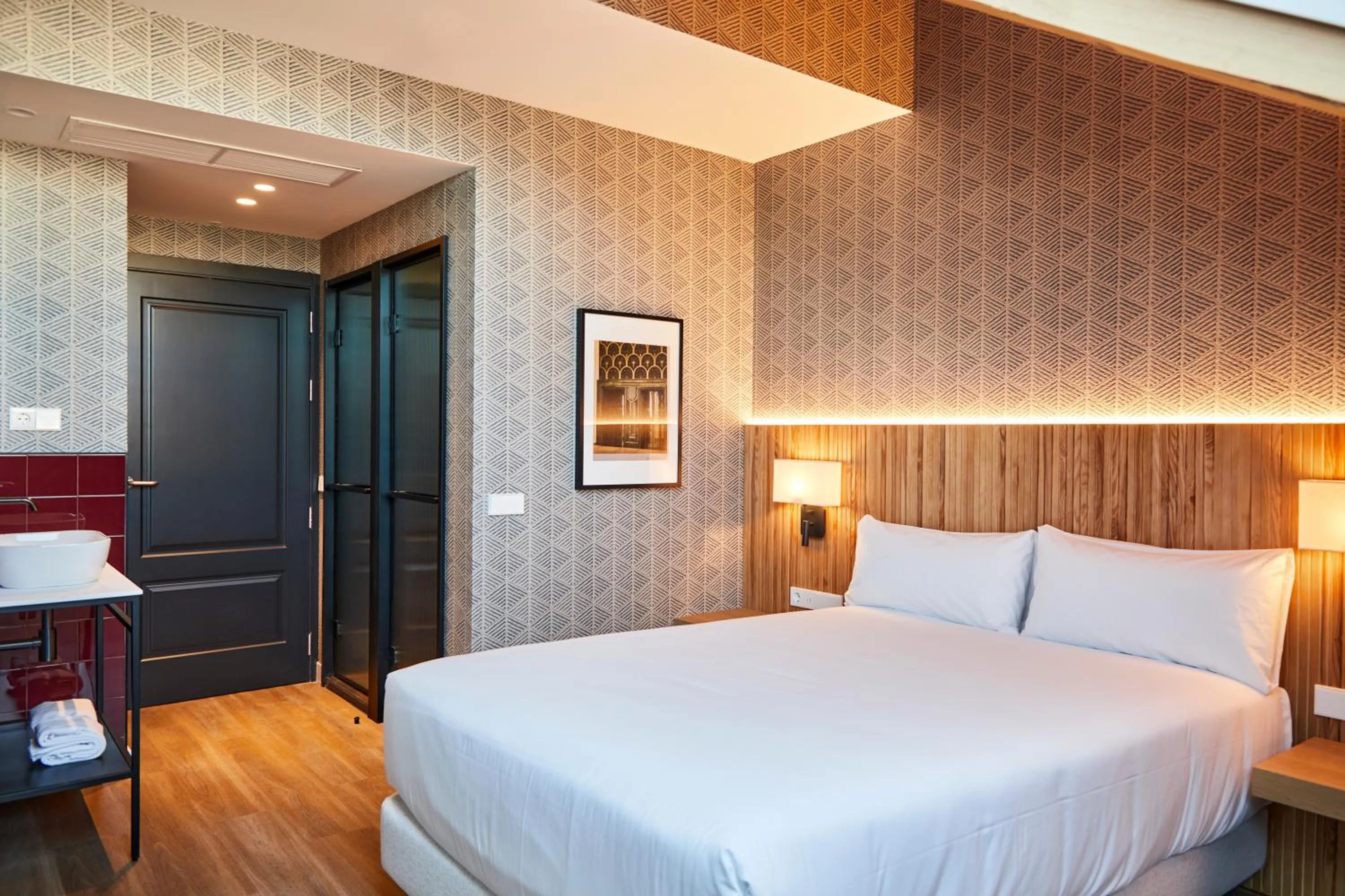 Bed in LATROUPE Prado