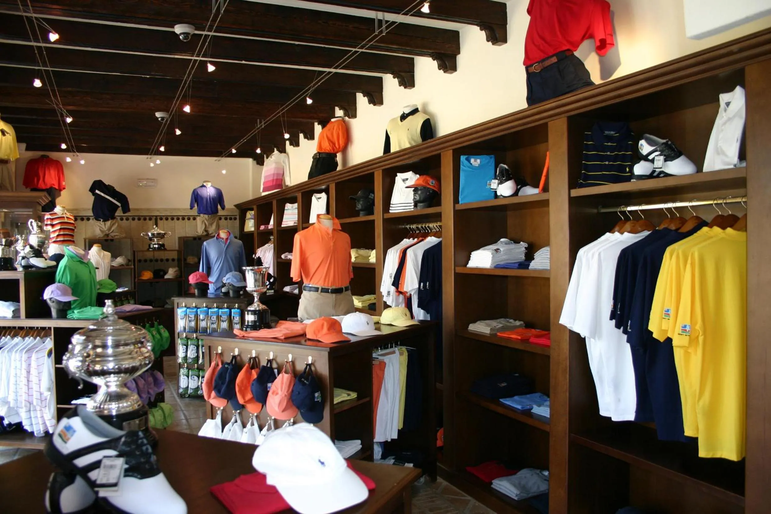 On-site shops in Desert Springs Resort