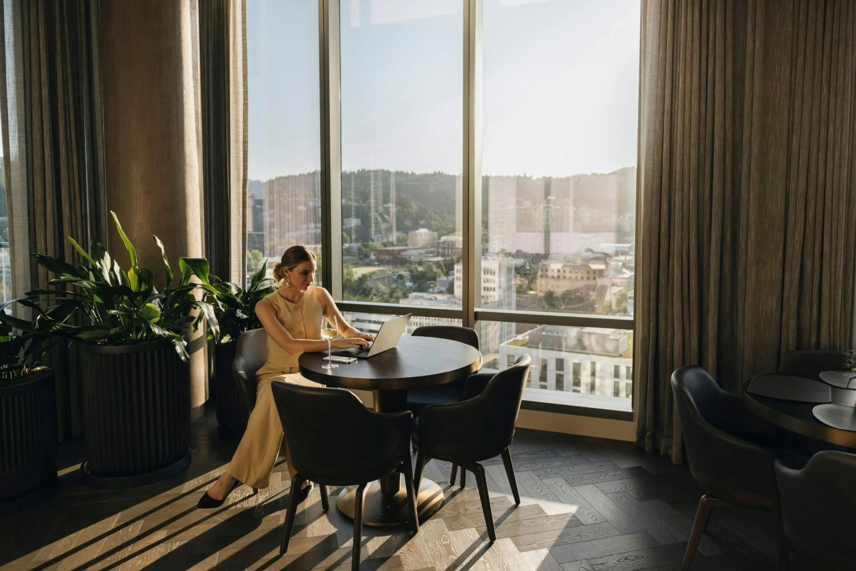 Lounge or bar in The Ritz-Carlton, Portland