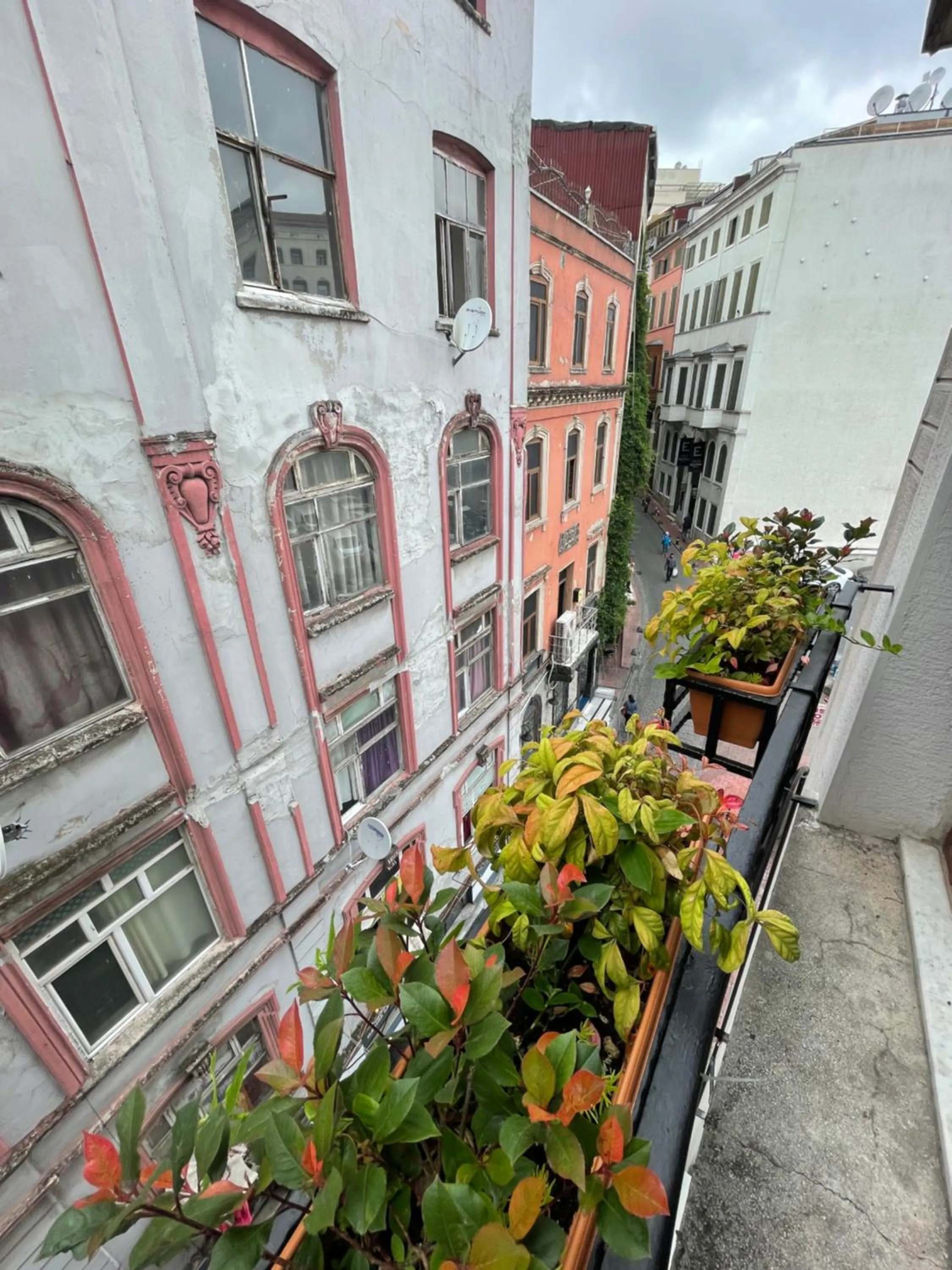 Property building in Elegance Aparts Cihangir