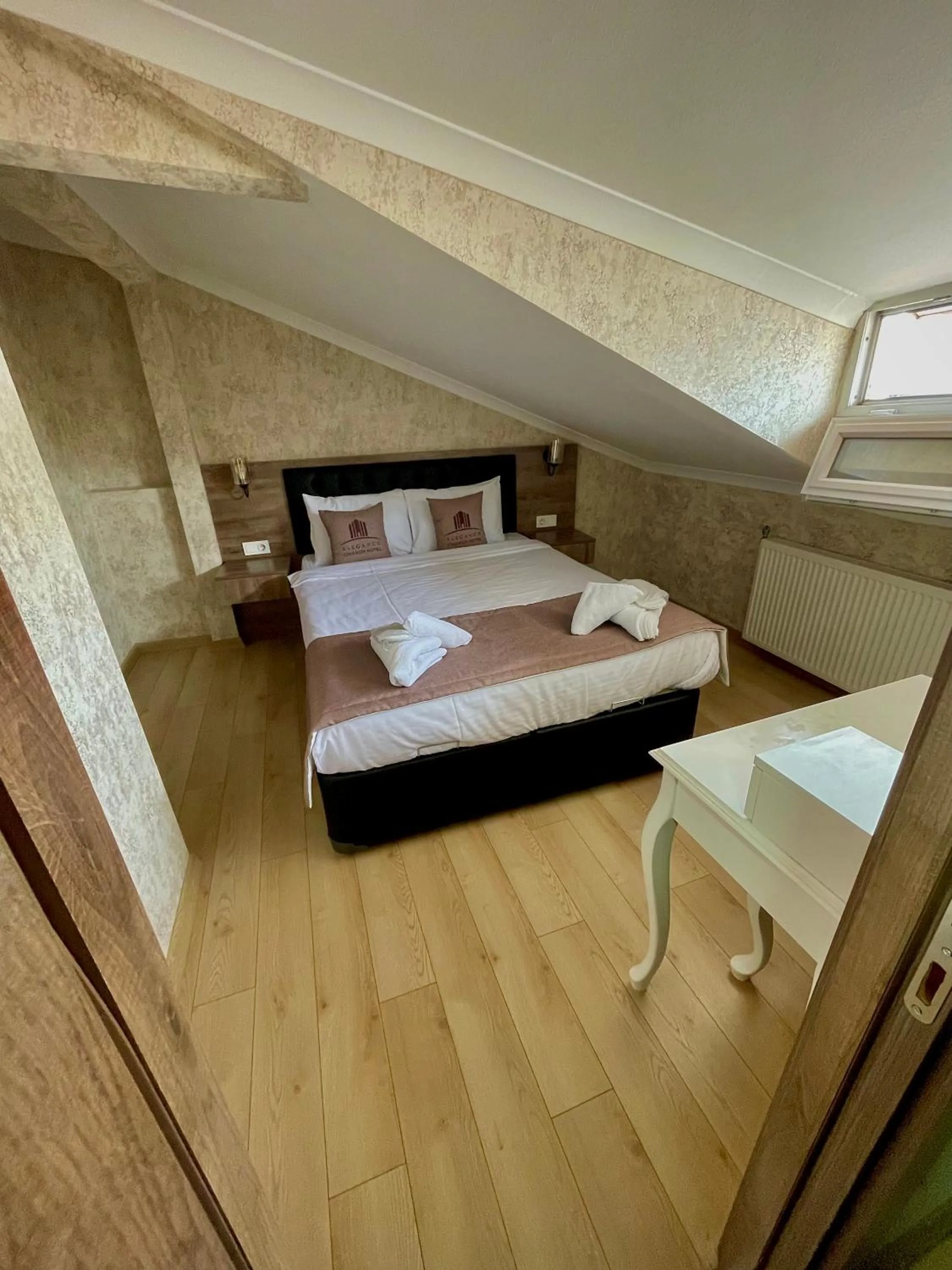 Bed in Elegance Aparts Cihangir