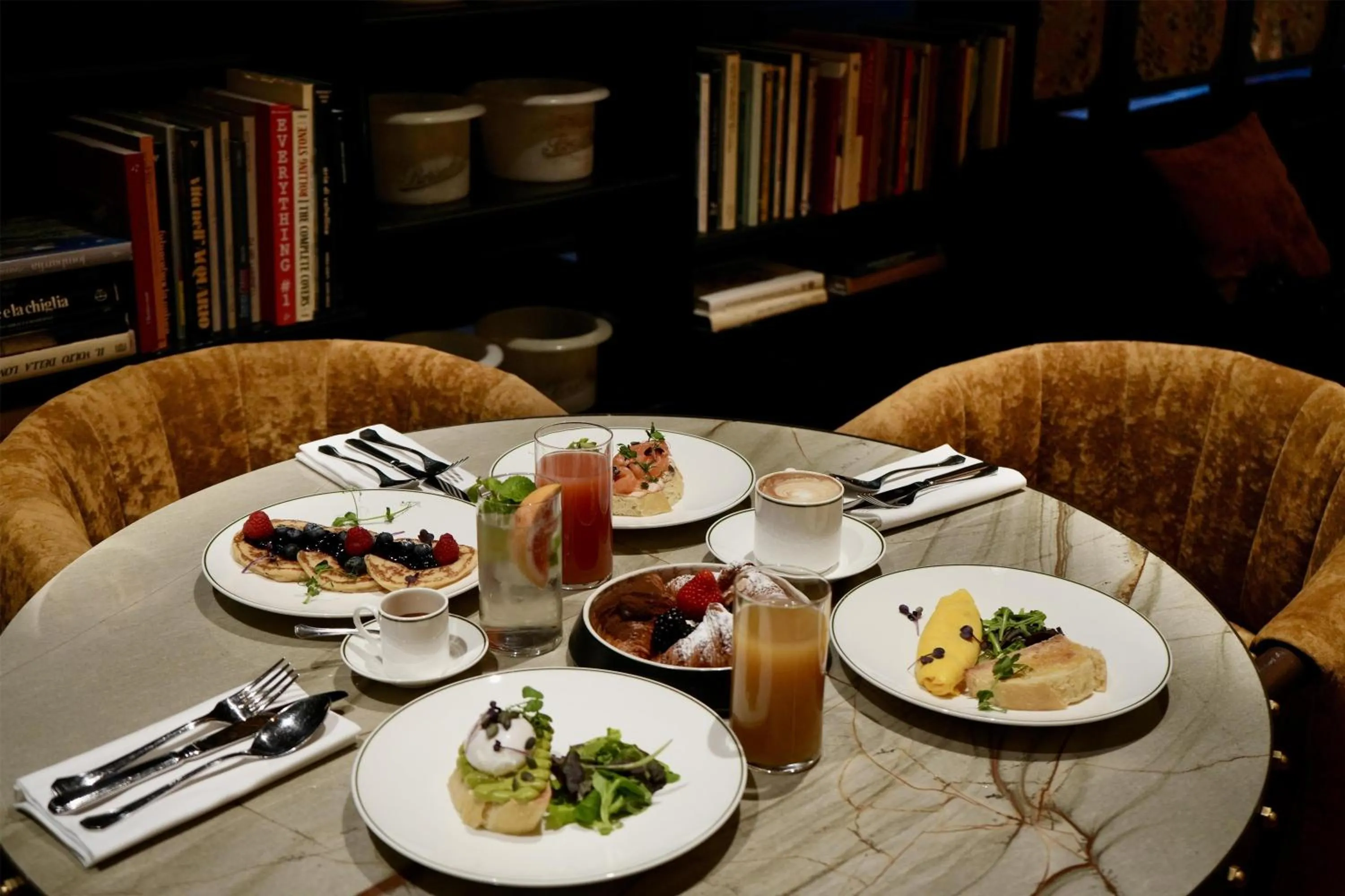 Breakfast in Radisson Collection Hotel, Santa Sofia Milan