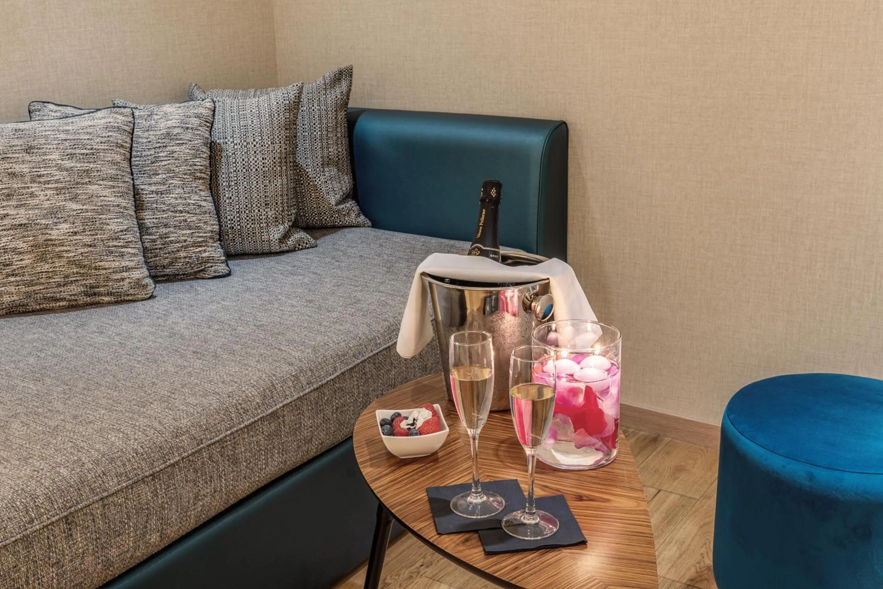 Living room in CC Palace Hotel