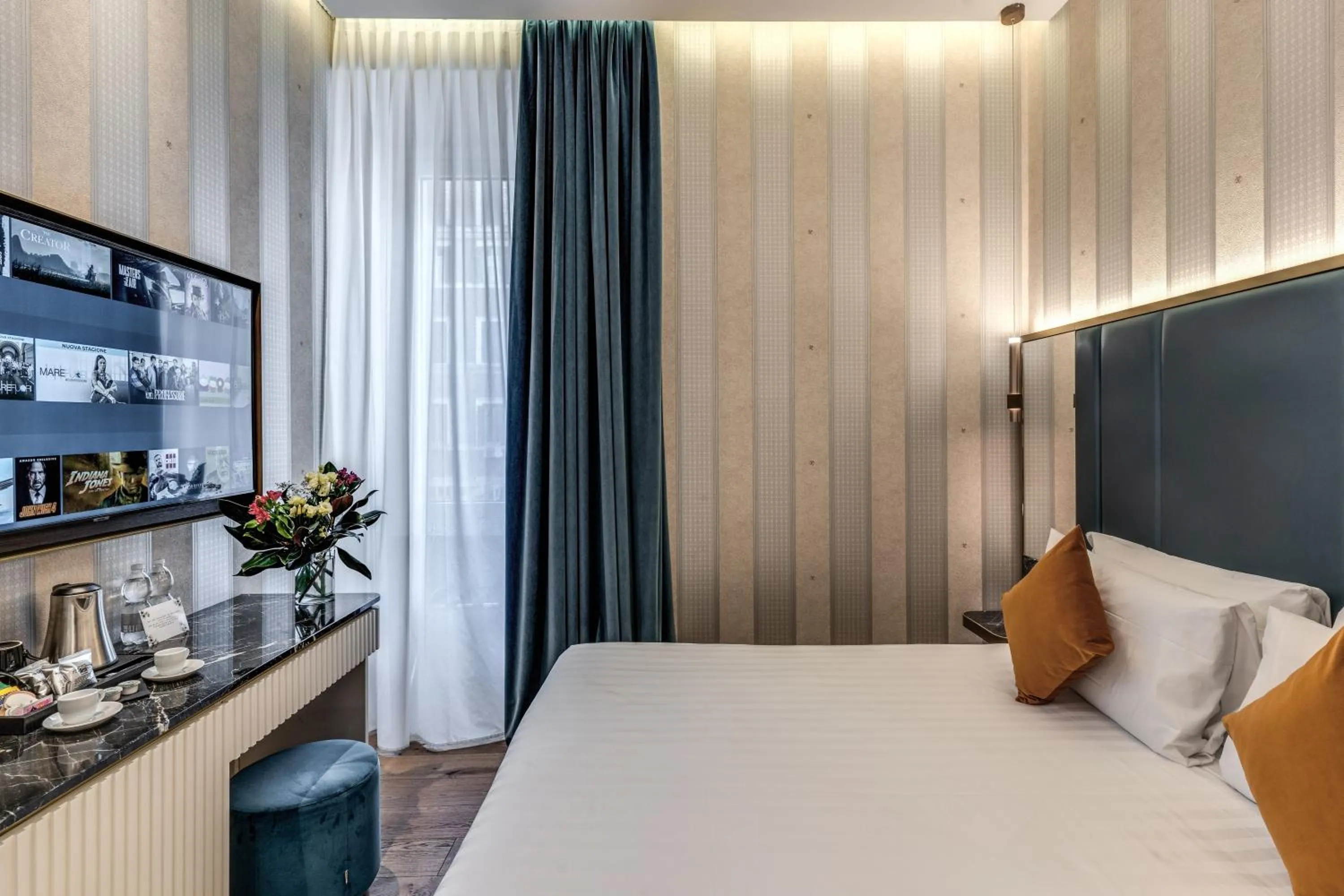 Bed in CC Palace Hotel