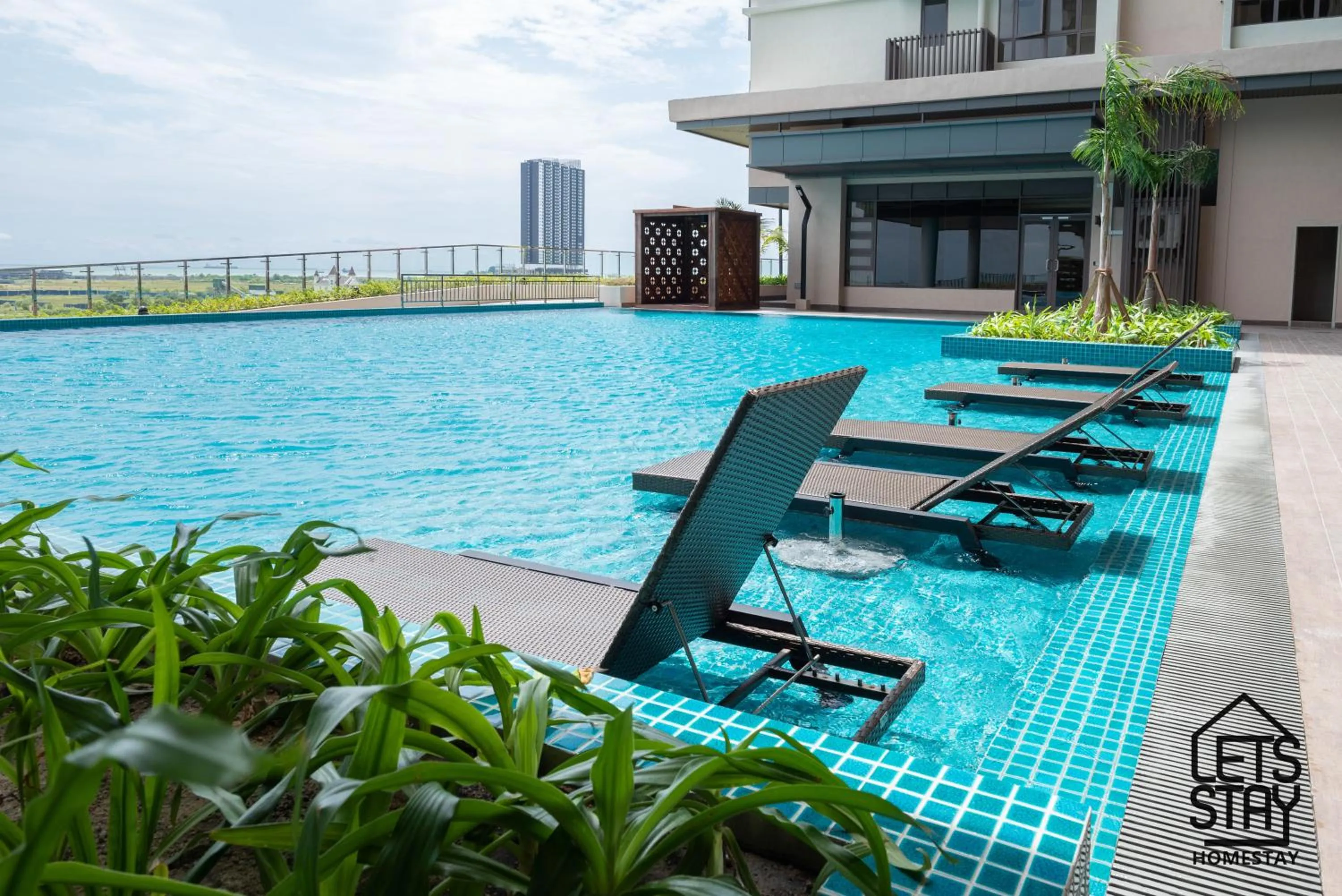 Swimming pool in Bali Premier Residence Melaka
