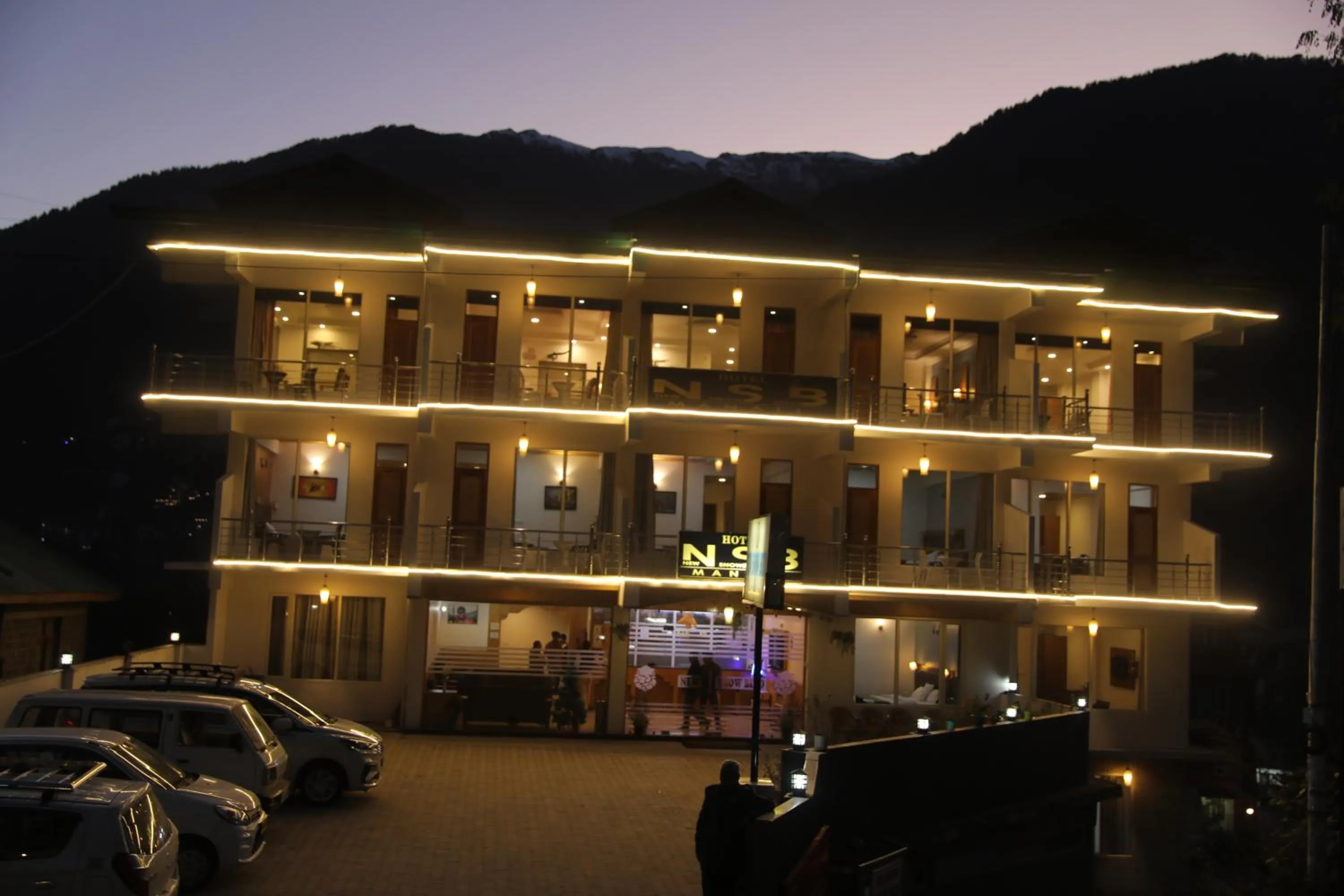 Property building in Hotel NSB Manali