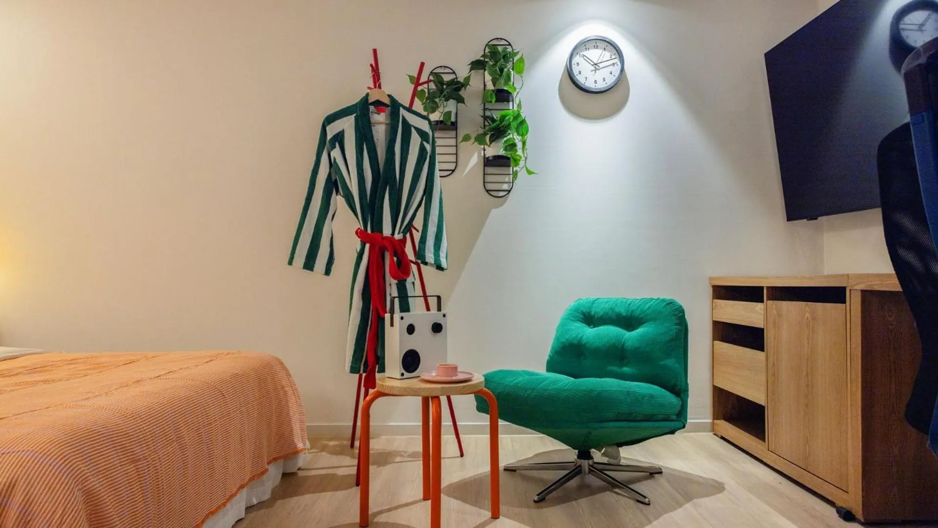 Photo of the whole room, Bed in Aank Hotel Incheon Bupyeong