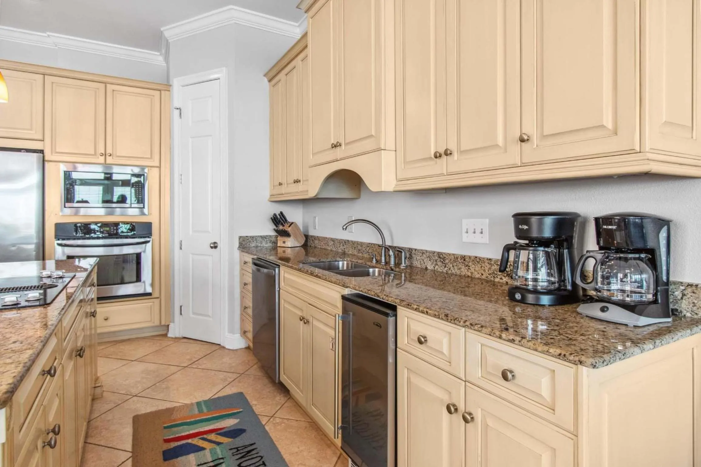 Hannah's Beach Paradise