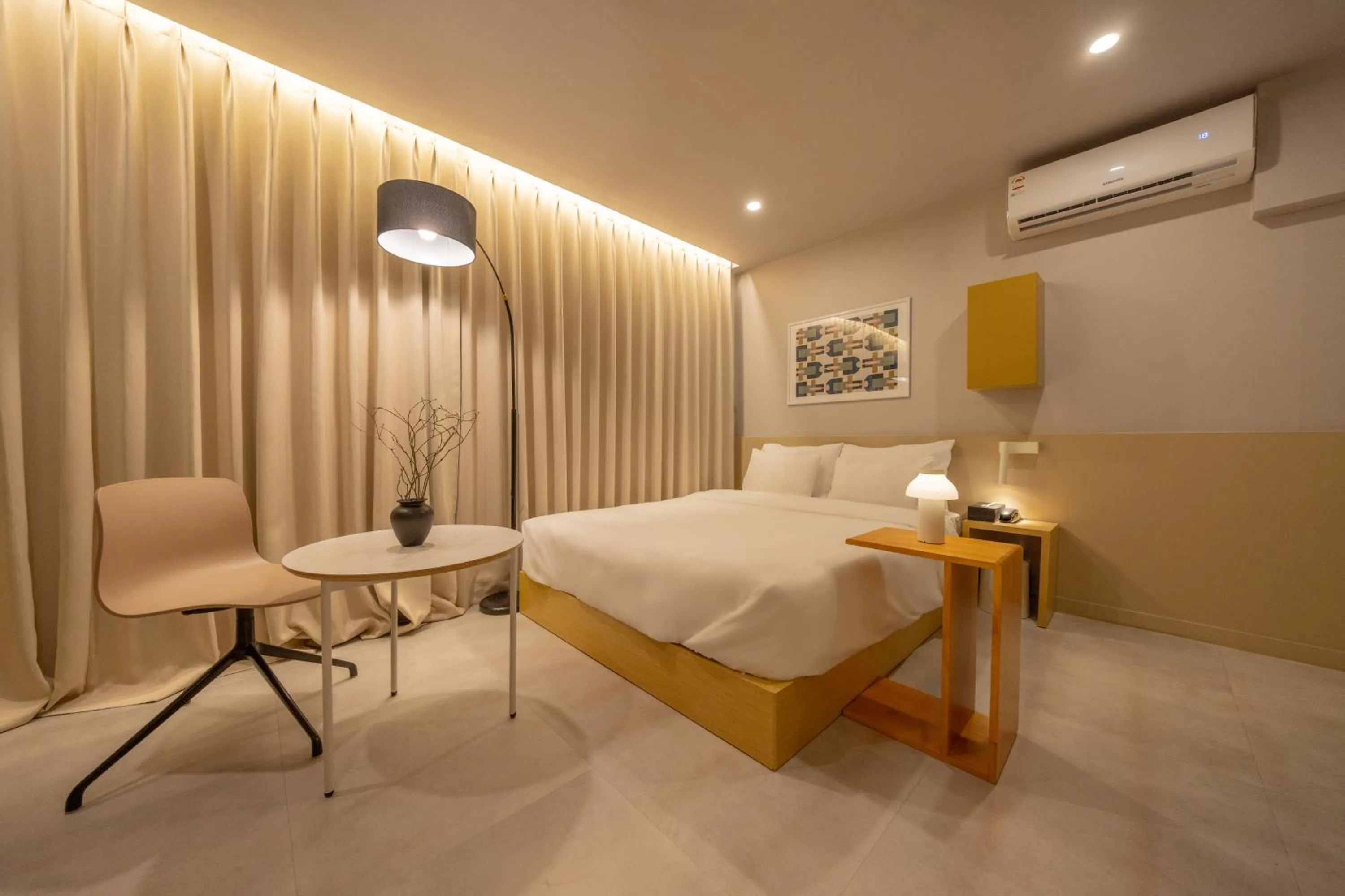 Bed in Nomad Aank Hotel Gumi