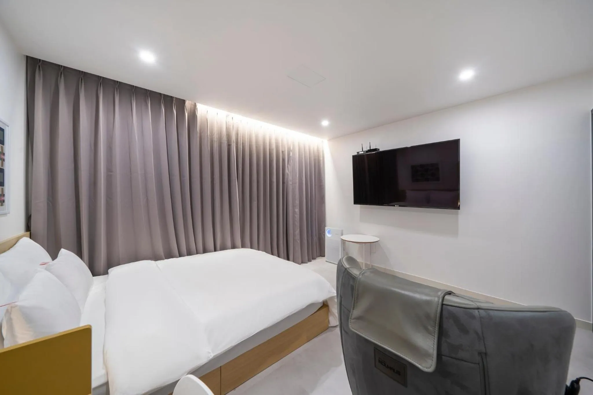 Bed in Nomad Aank Hotel Gumi