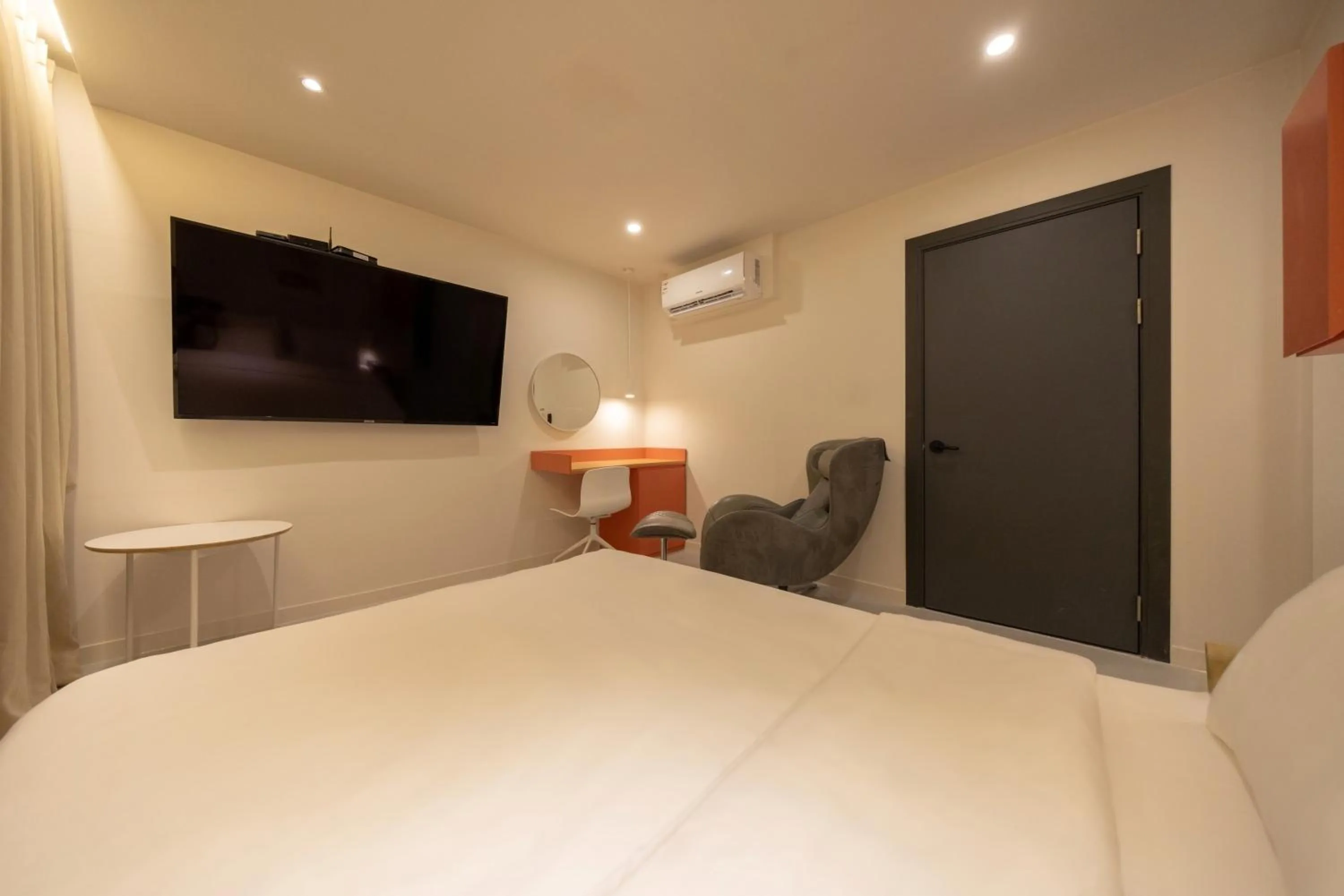 Bed in Nomad Aank Hotel Gumi