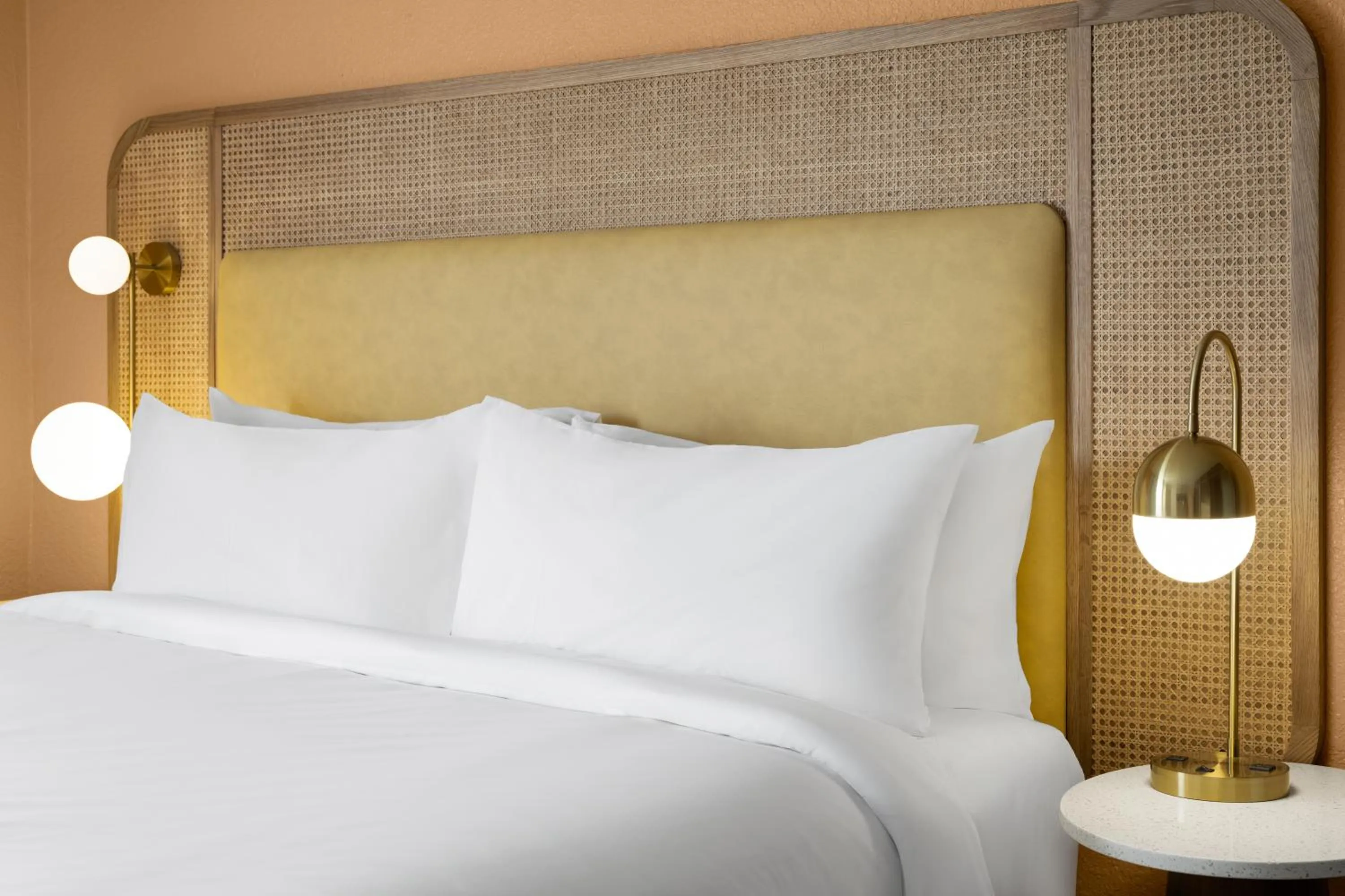 Bed in voco The Shelby - Myrtle Beach by IHG