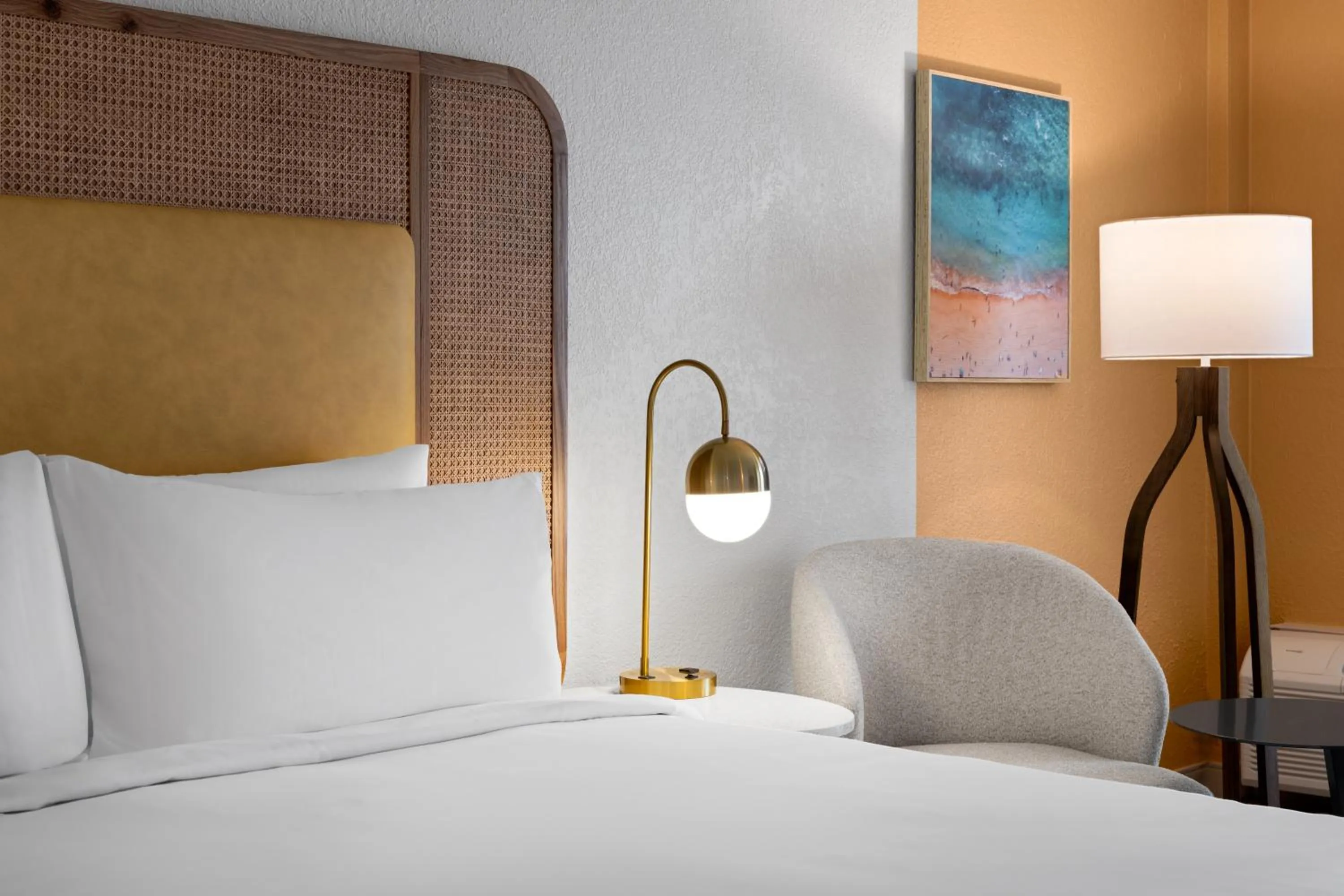 Bed in voco The Shelby - Myrtle Beach by IHG