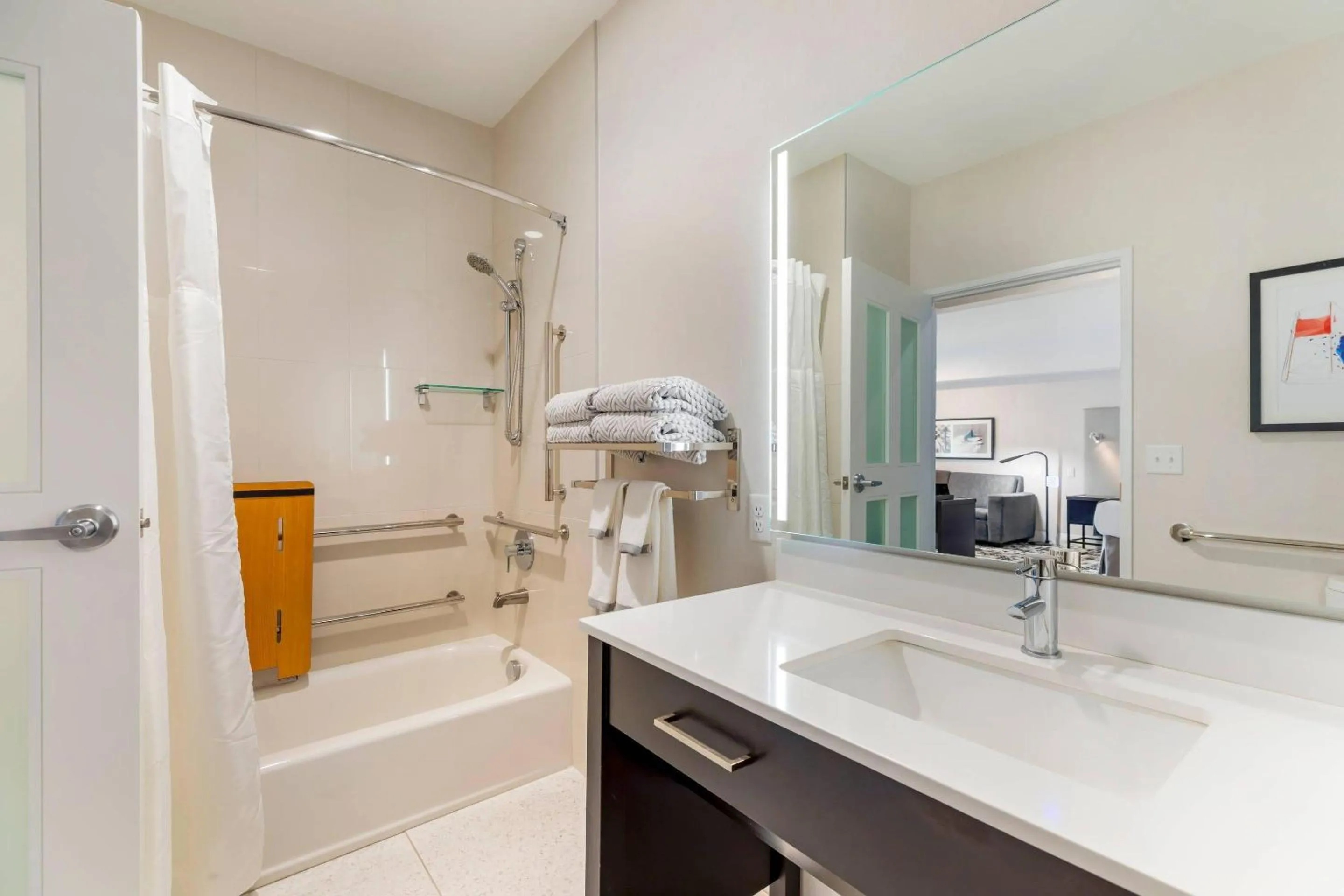 Bedroom in Cambria Hotel Copper Mountain