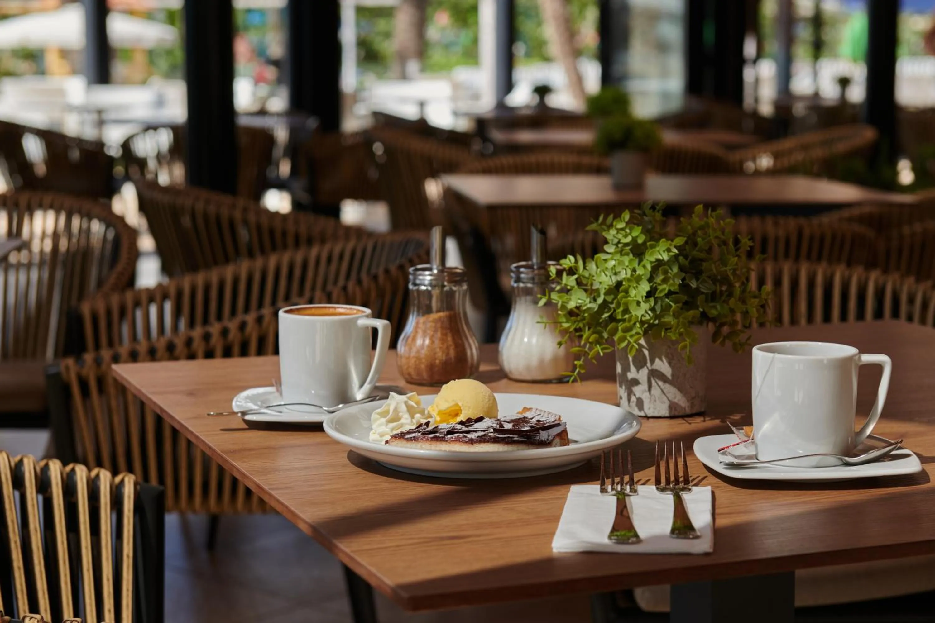 Restaurant/places to eat in Protur Sa Coma Playa Hotel & Spa