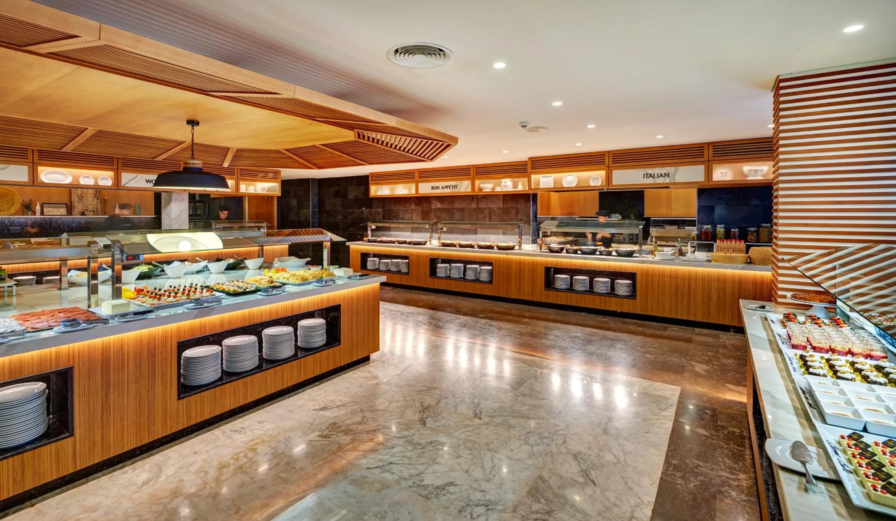 Dining area in Protur Sa Coma Playa Hotel & Spa