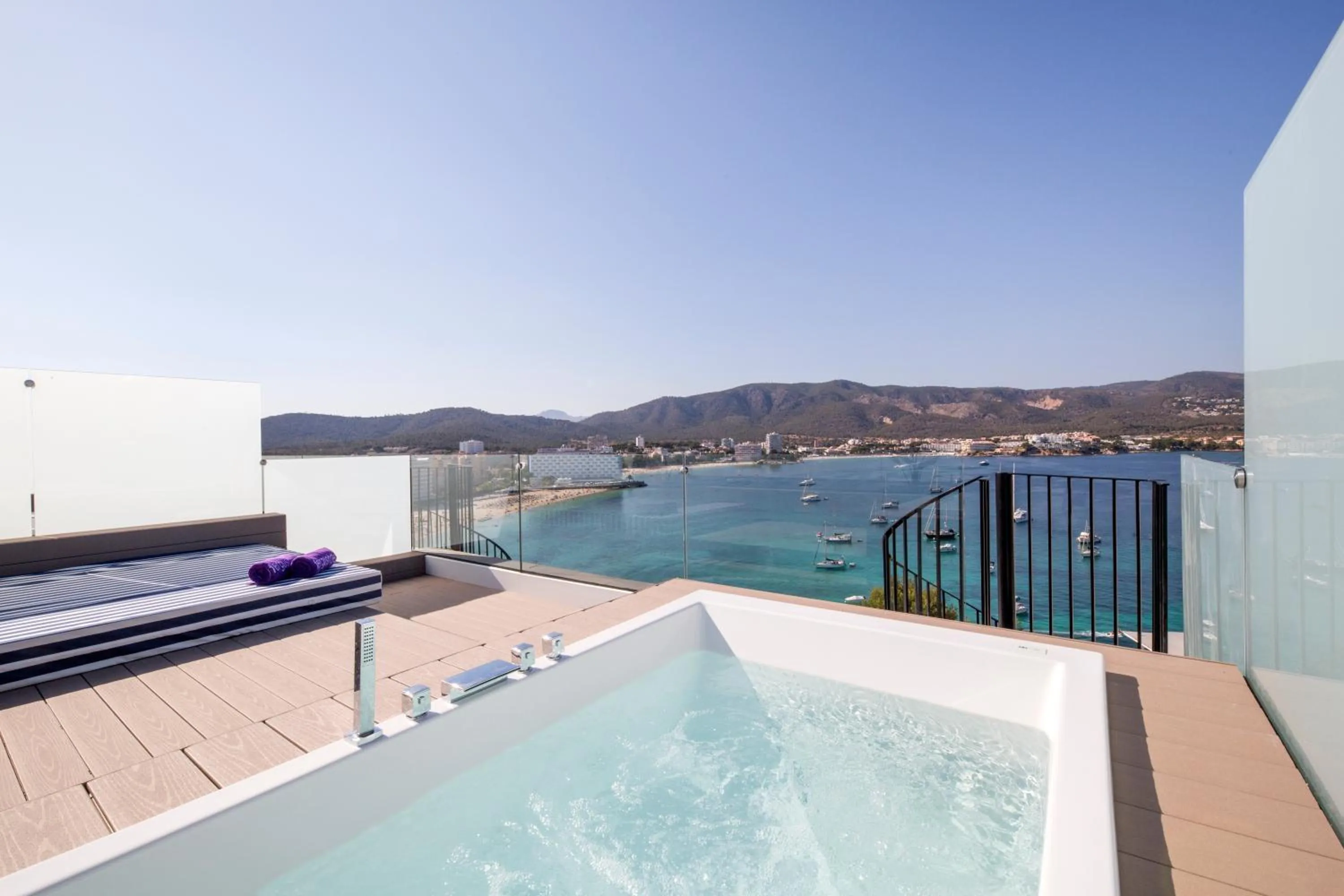 Balcony/Terrace in FERGUS Style Tobago - Adults Only