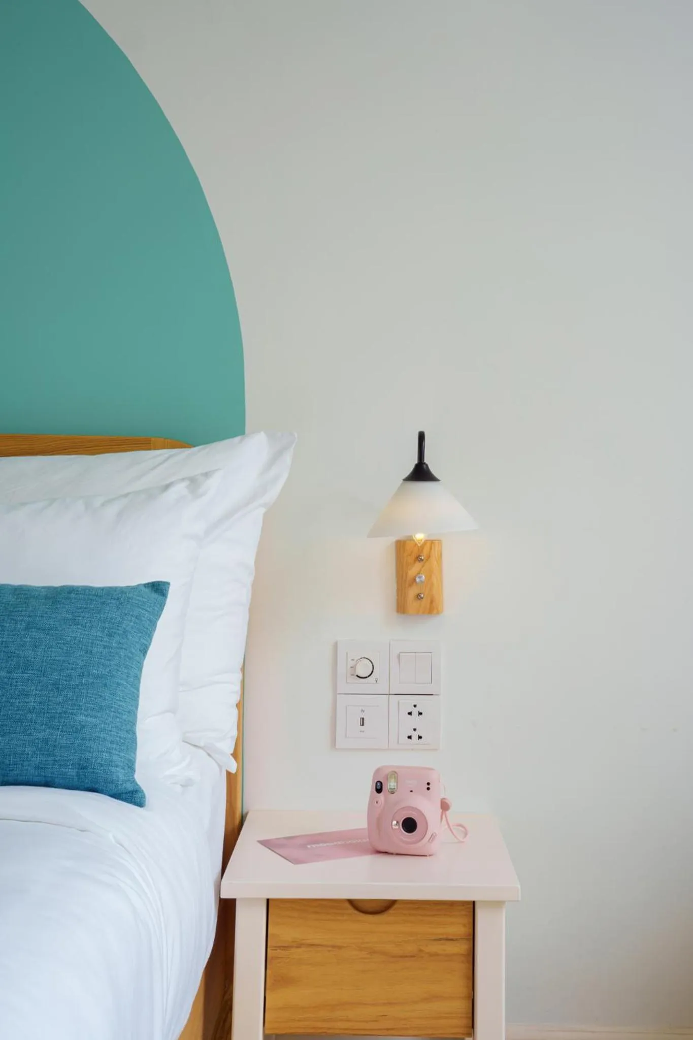 Bed in Moodhoian Riverside Resort & Spa