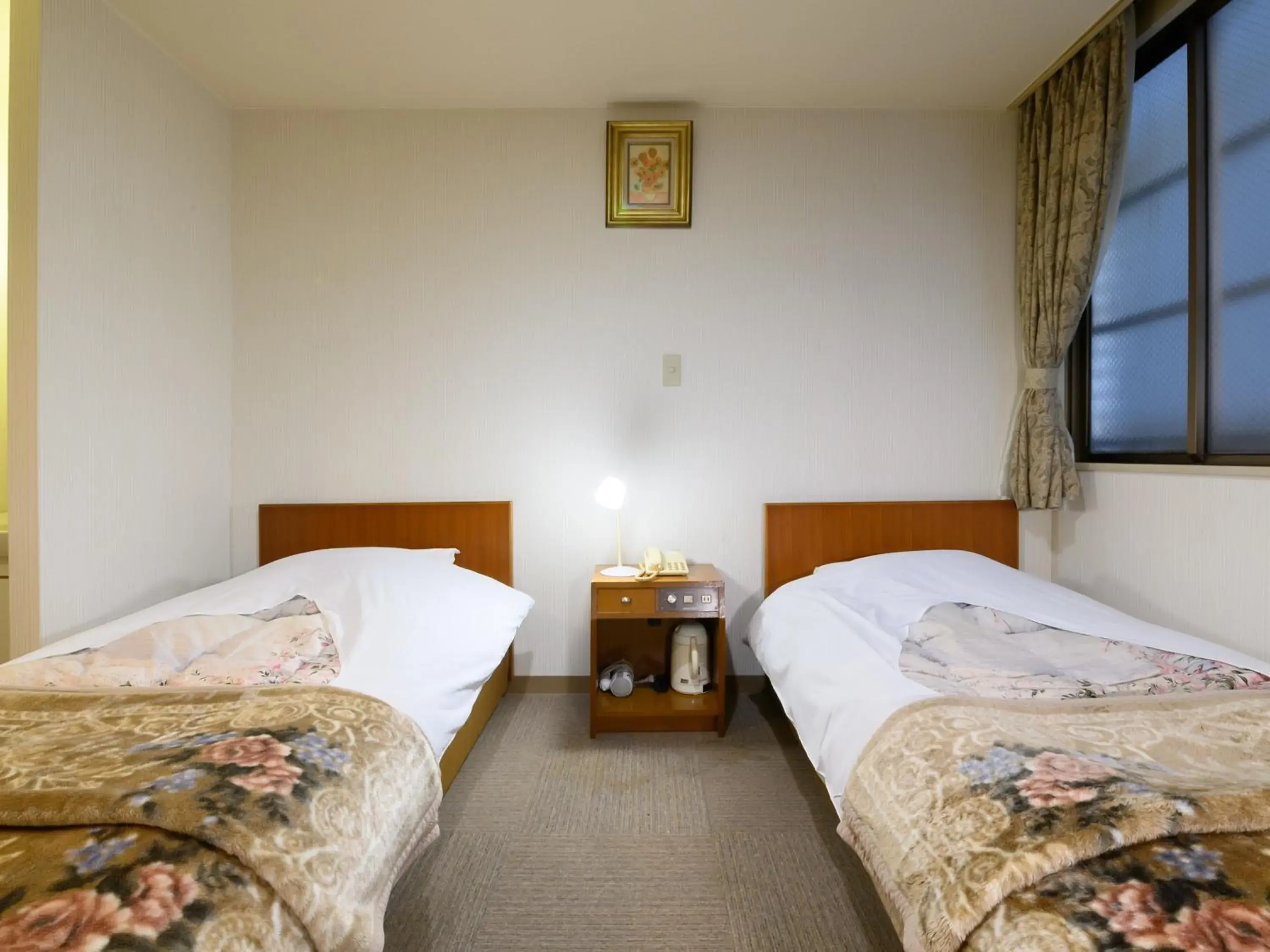 Twin Room with Shared Bathroom - single occupancy in Business Ryokan Hotel Yukimiso Twin Room with Shared Bathroom - single occupancy in Business Ryokan Hotel Yukimiso