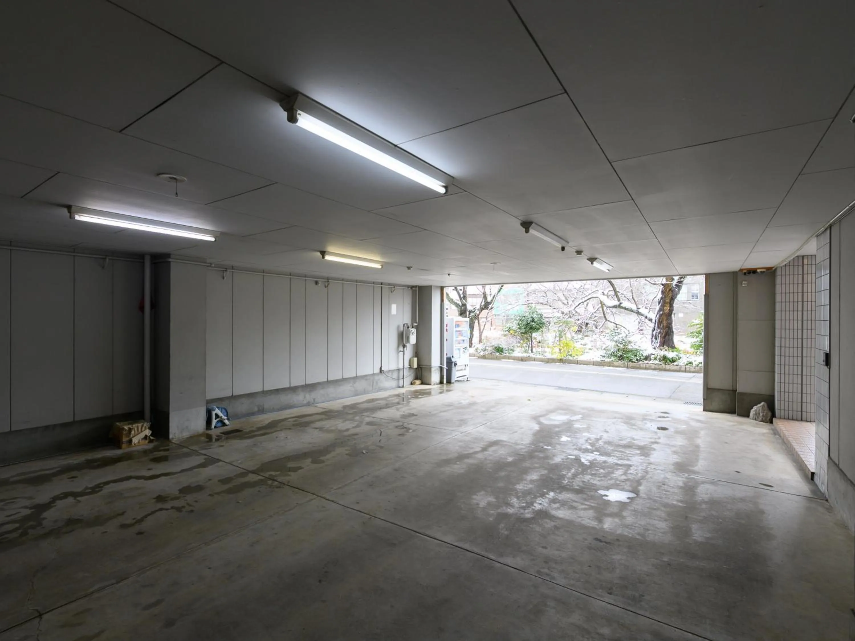 Parking in Business Ryokan Hotel Yukimiso