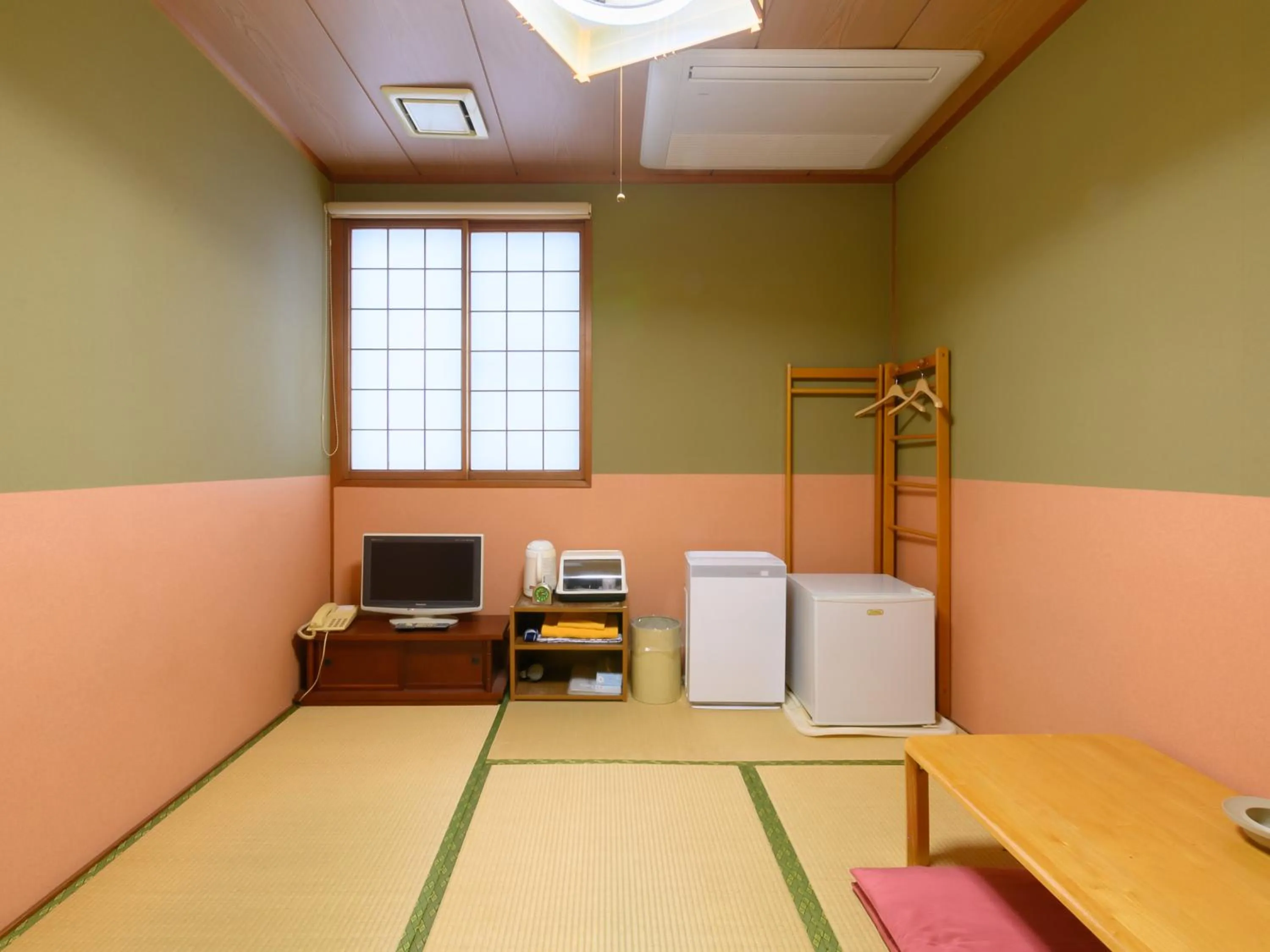 Photo of the whole room in Business Ryokan Hotel Yukimiso