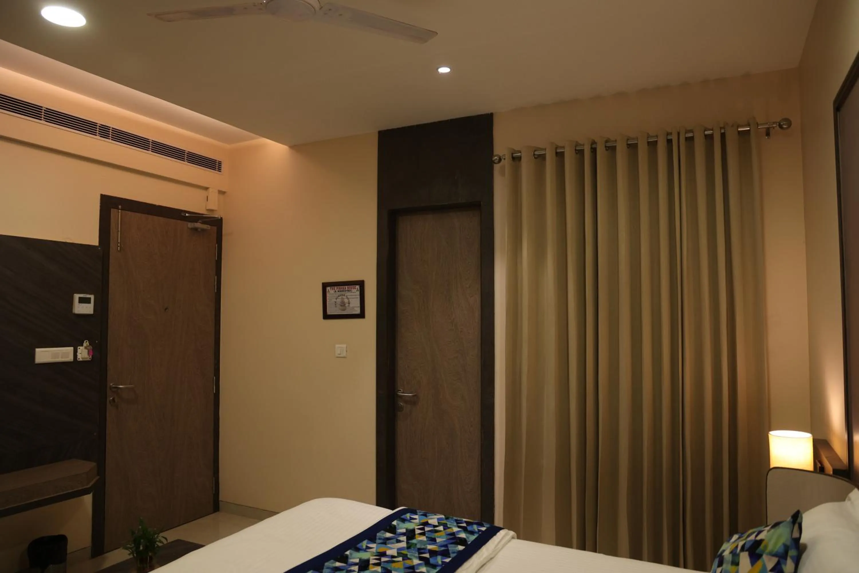 Bedroom, Bed in Hotel Pinaka Inn