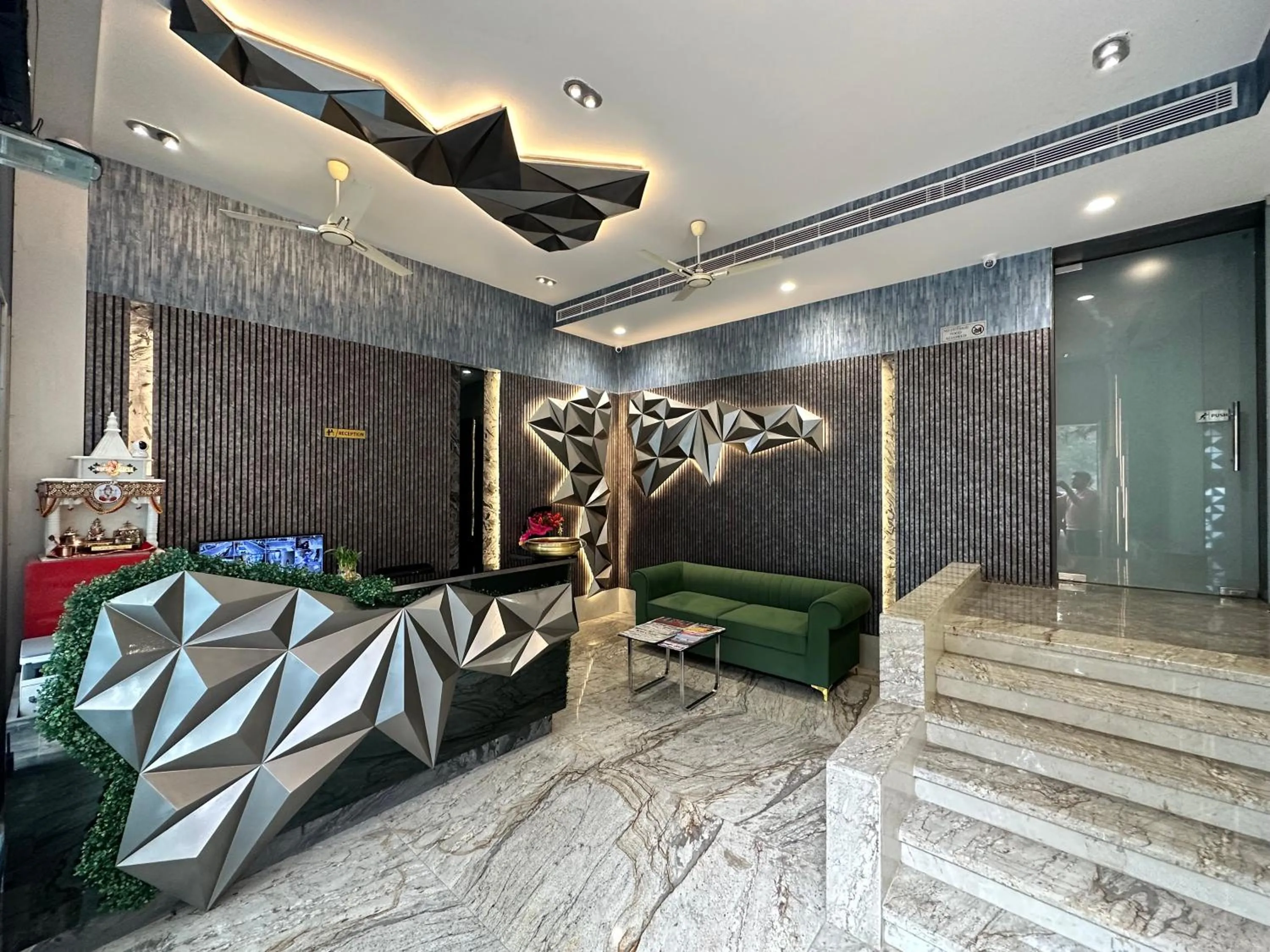 Lobby or reception in Hotel Pinaka Inn