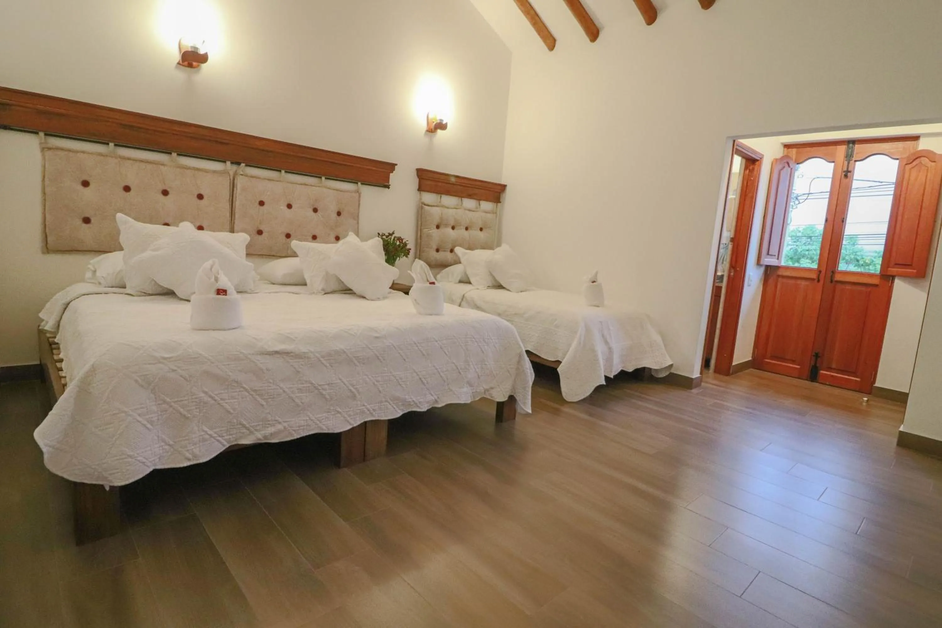 Photo of the whole room, Bed in Hotel las Palmas