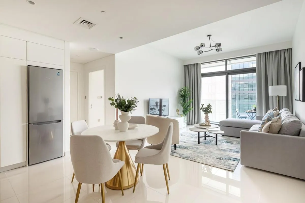 Living room in Frank Porter - Beach Vista Tower 2