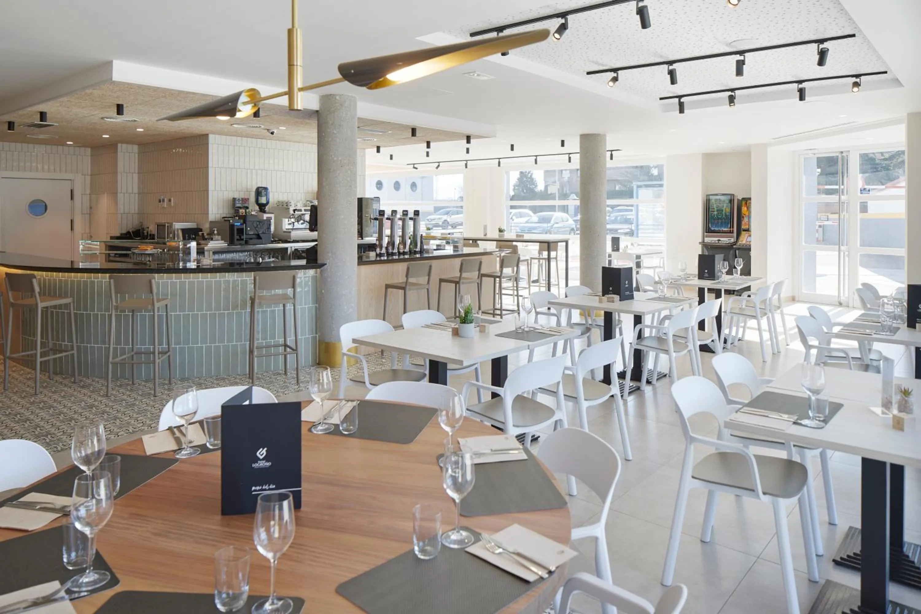 Restaurant/places to eat in Iraipe Logroño Hotel