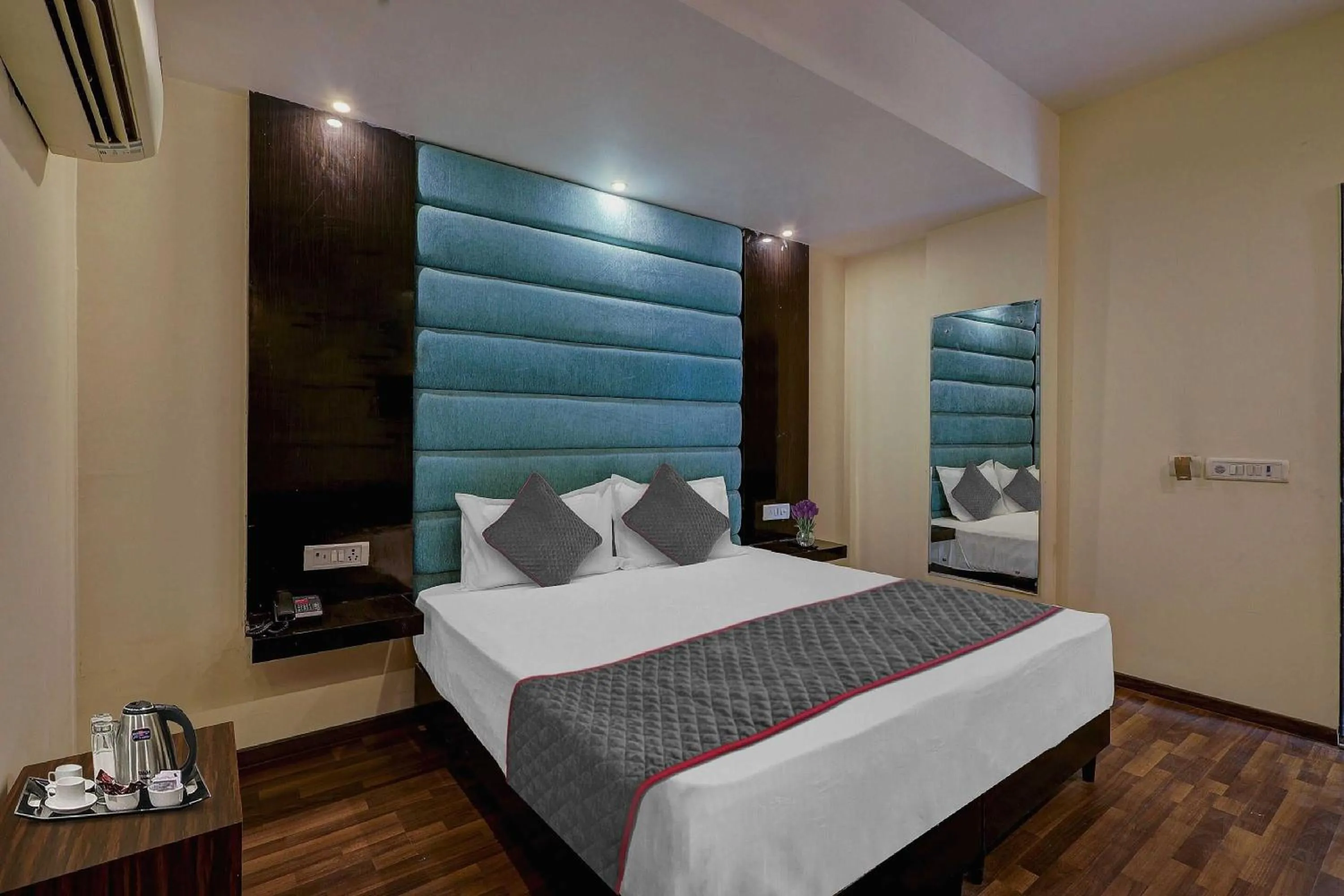 Bedroom in Hotel O Golden King