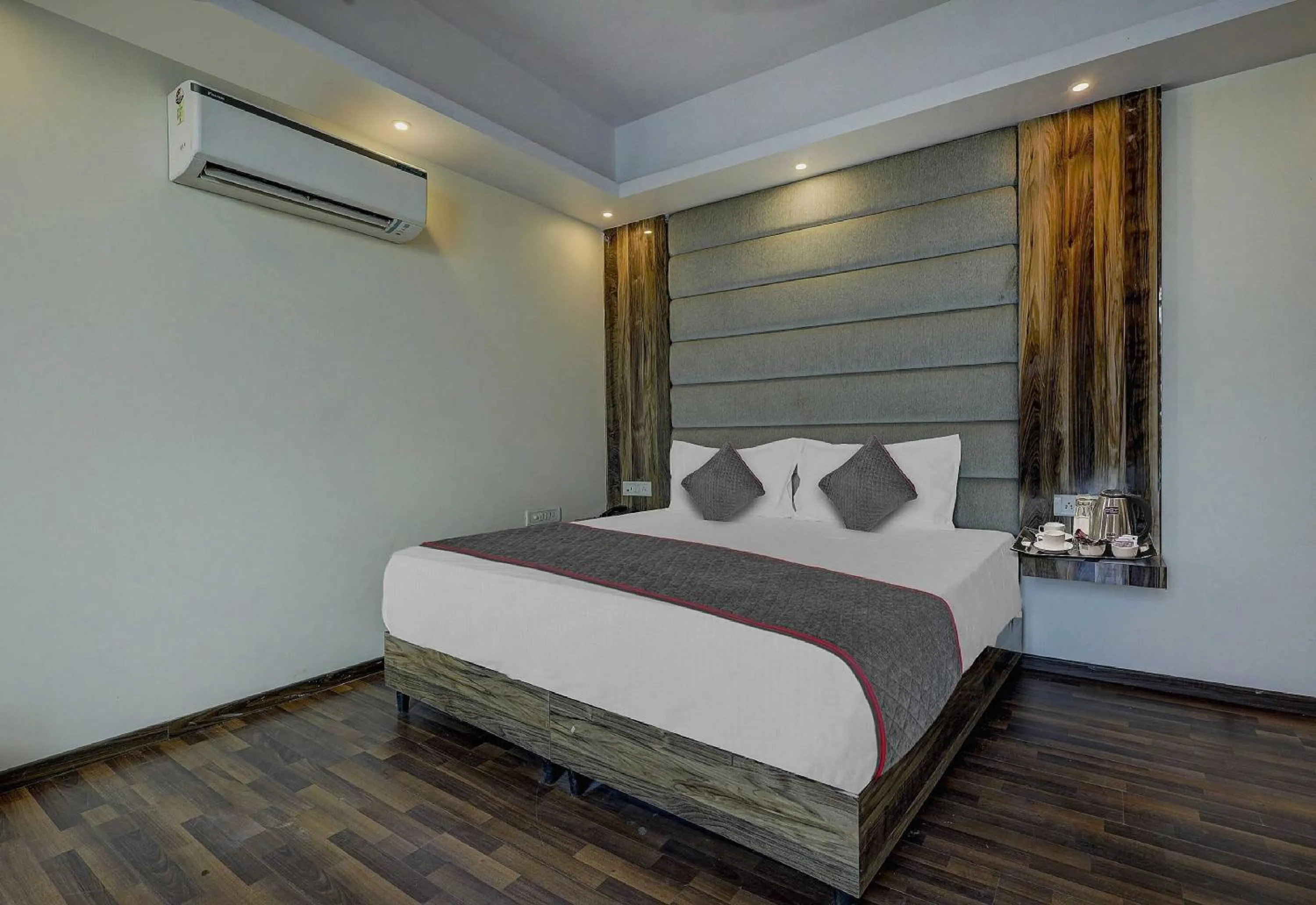 Bedroom in Hotel O Golden King