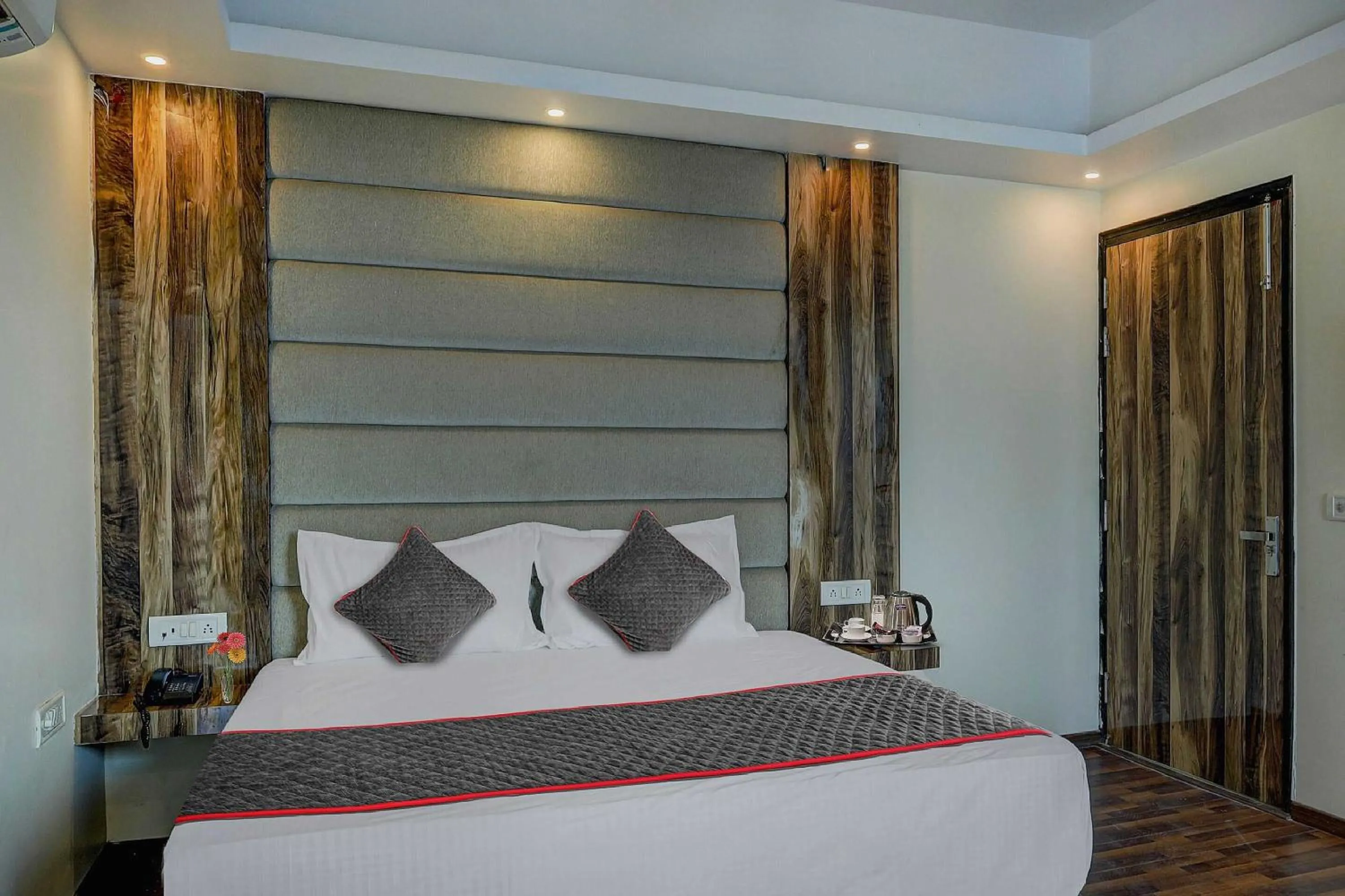 Bedroom in Hotel O Golden King