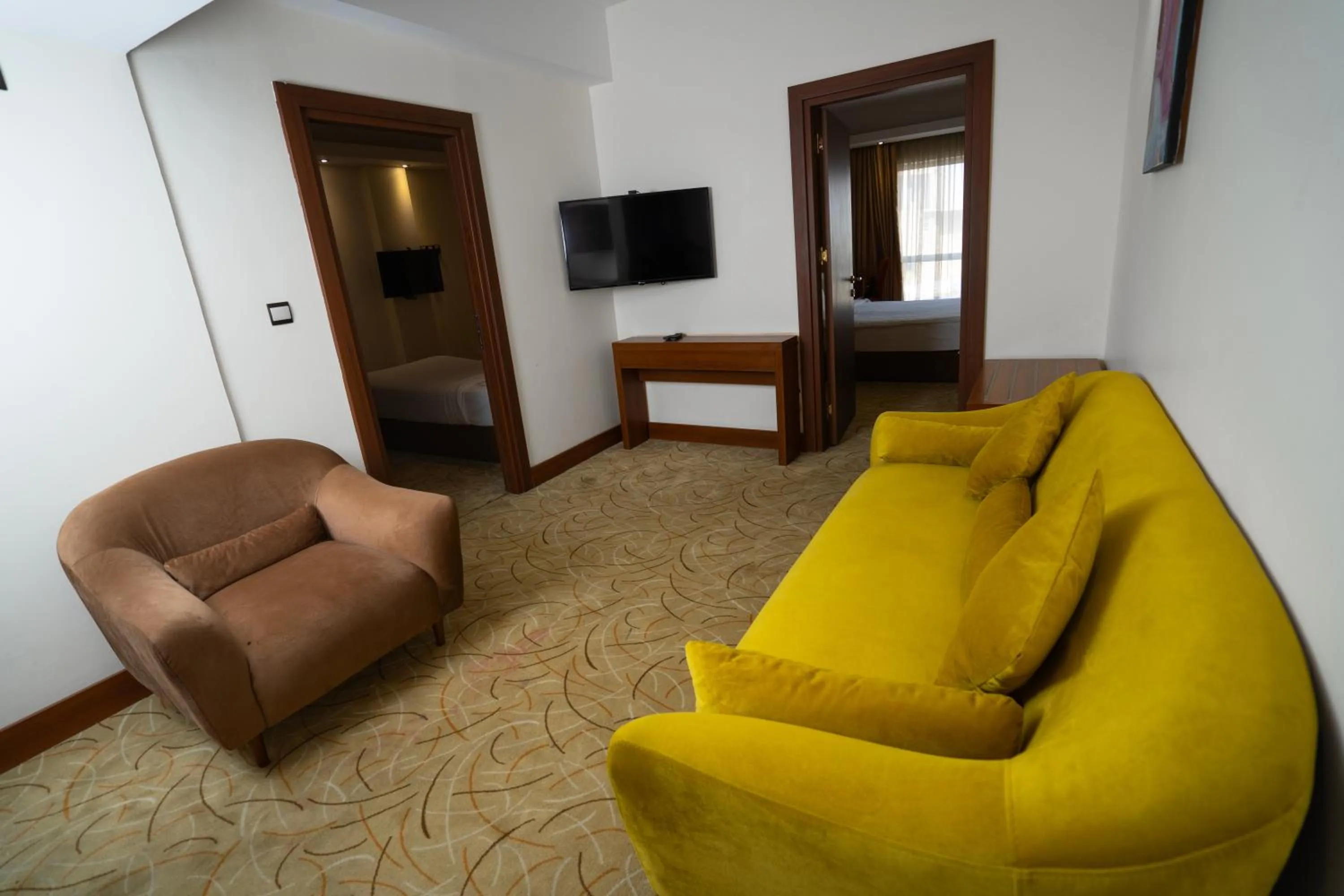 Living room in Shaheen Hotel Baghdad