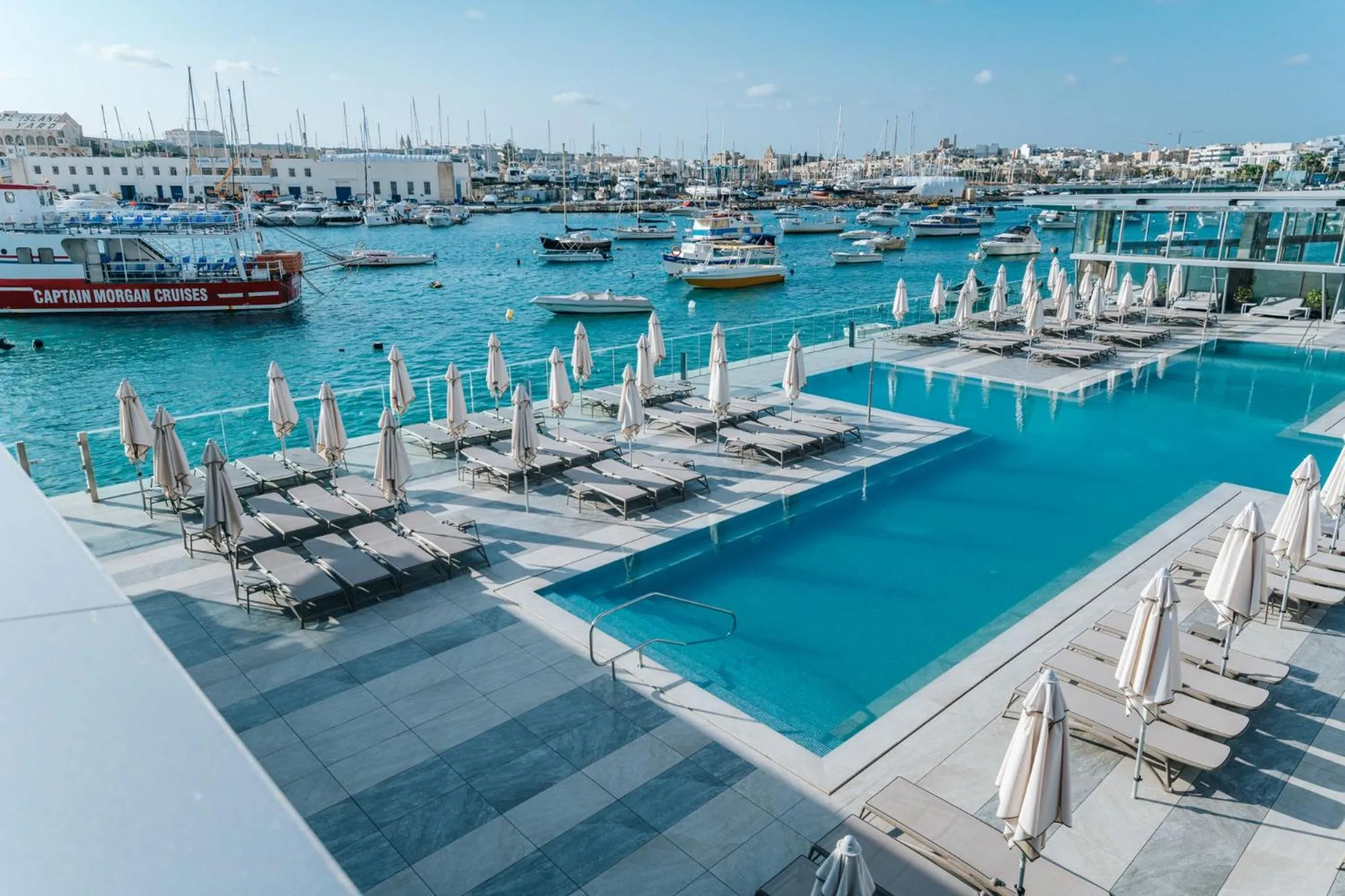 Swimming pool in Alavits Hotel by ST Hotels