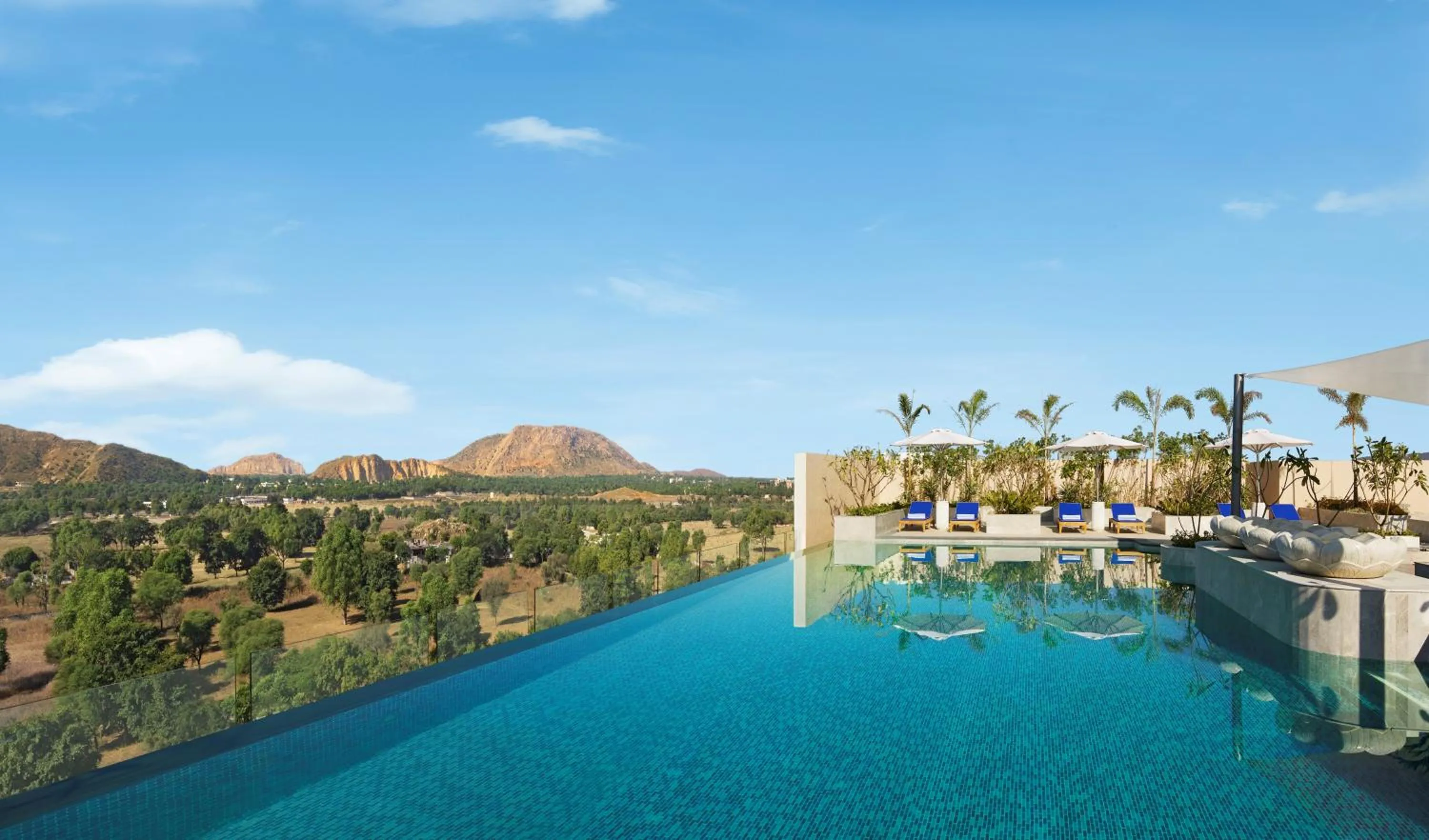 Swimming pool in Taj Amer, Jaipur