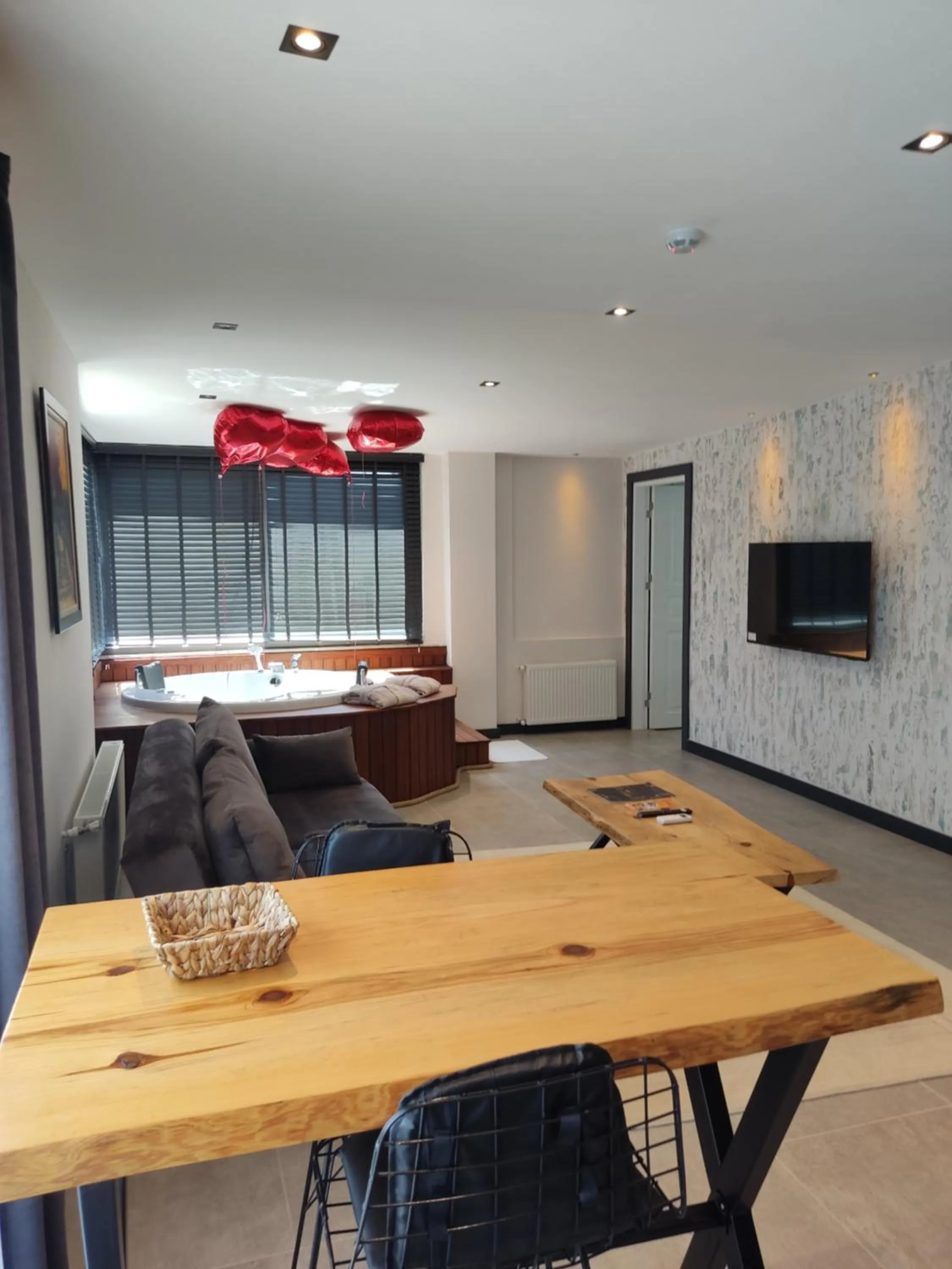 Seating area in ELUXİO SUİTE HOTEL