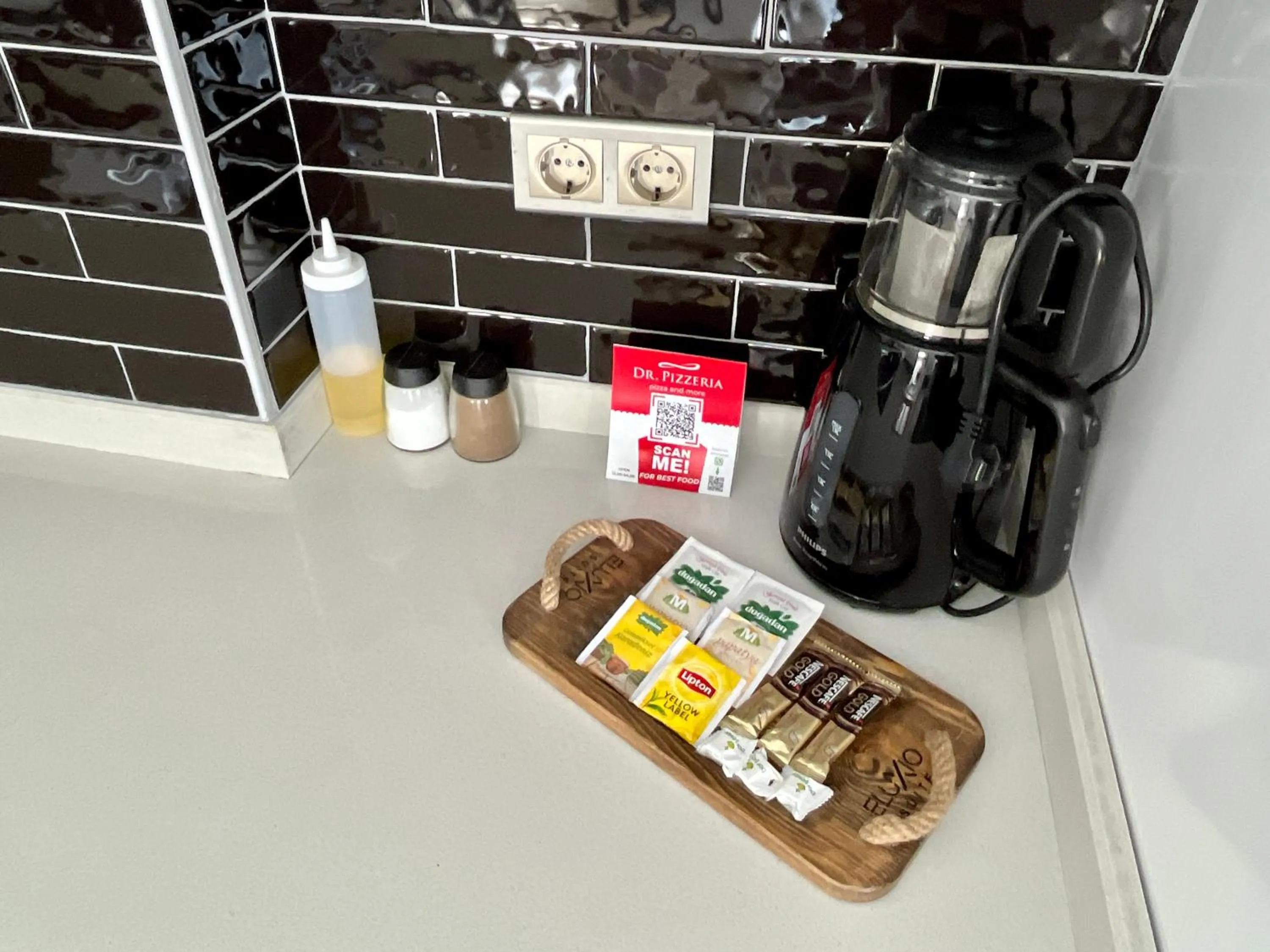 Coffee/tea facilities in ELUXİO SUİTE HOTEL