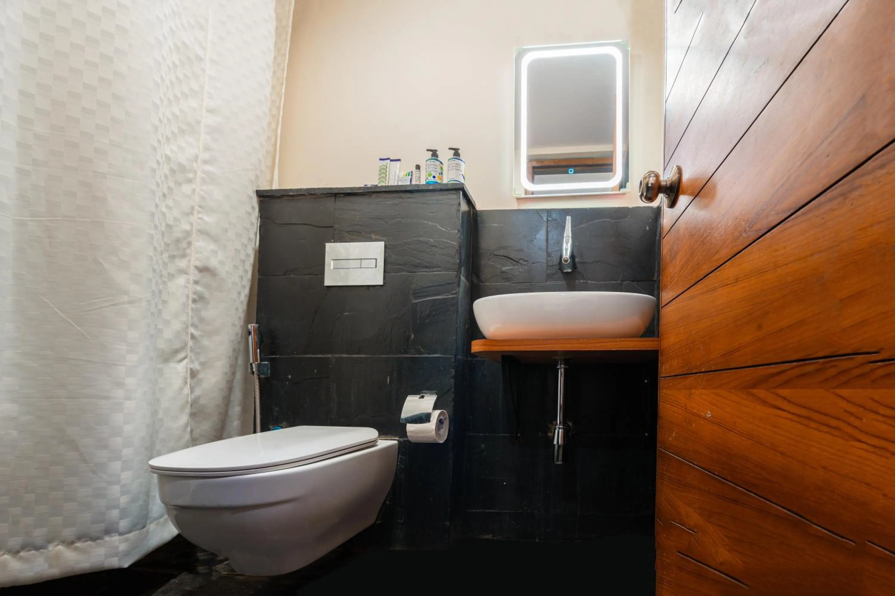 Bathroom in Treebo Premium The Memoir, Ramdaspeth