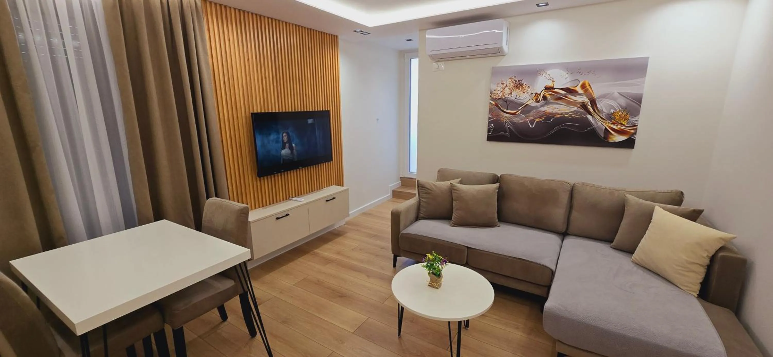 TV and multimedia in Arkle Apartments 2