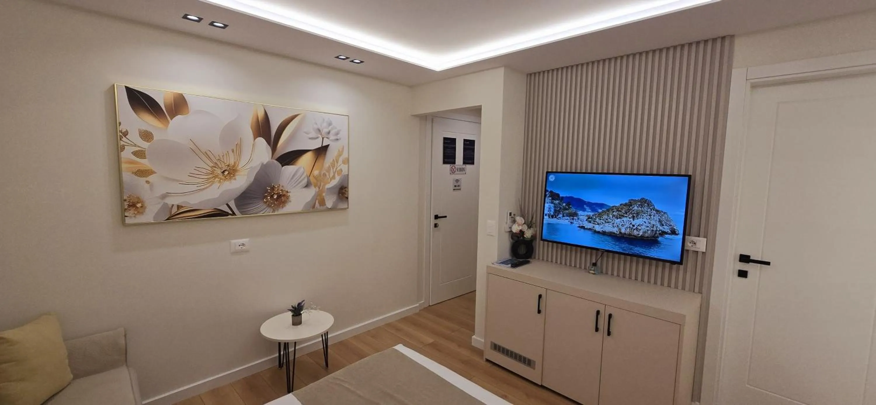 TV and multimedia in Arkle Apartments 2