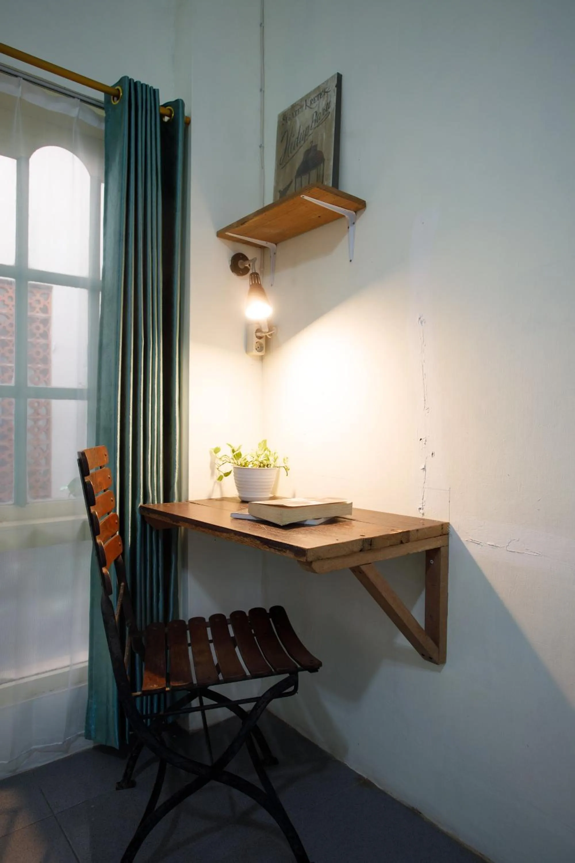 hair dresser in Rumah Kalpataru