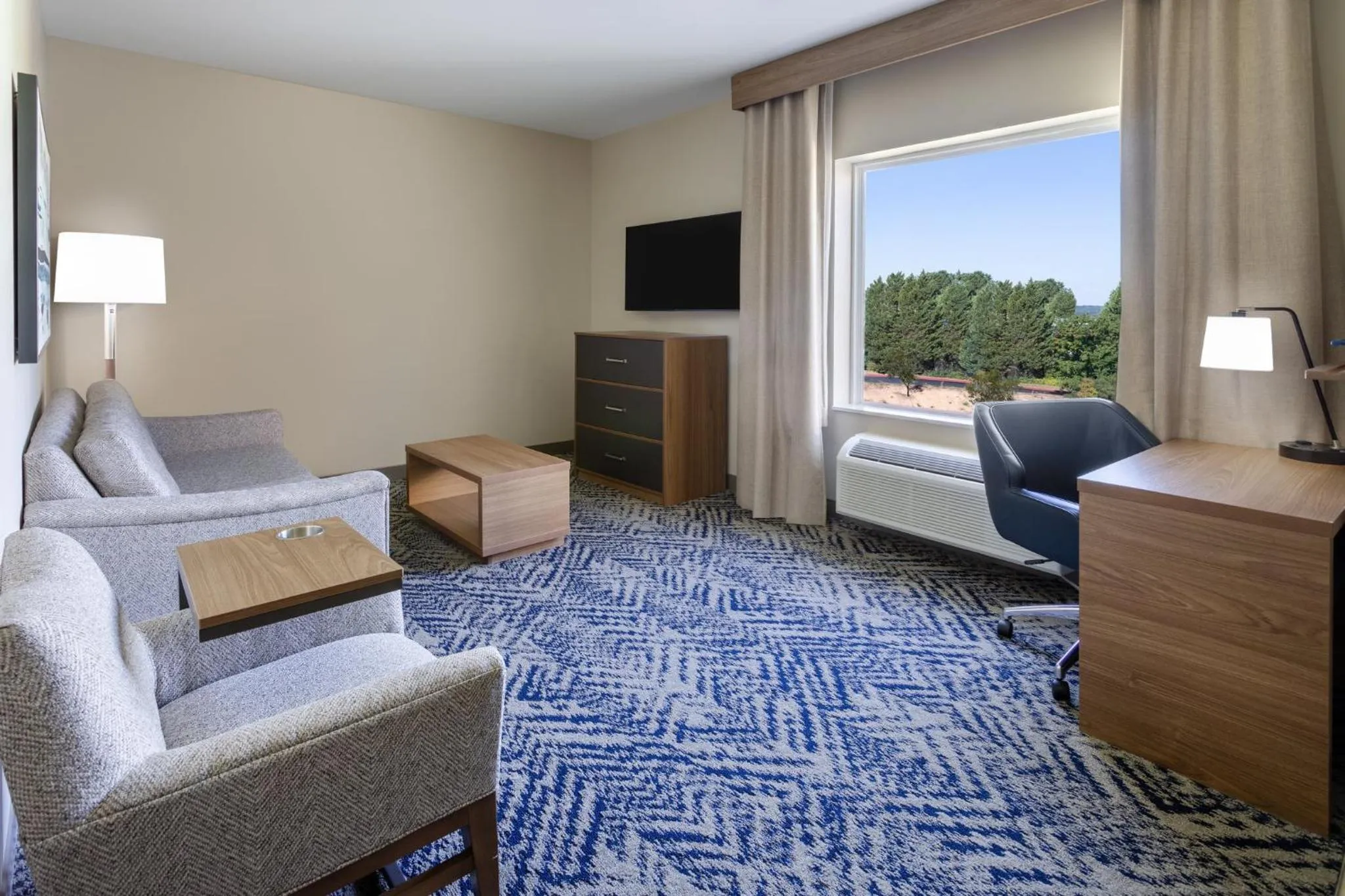 Photo of the whole room, Bed in Candlewood Suites - Atlanta - Kennesaw by IHG